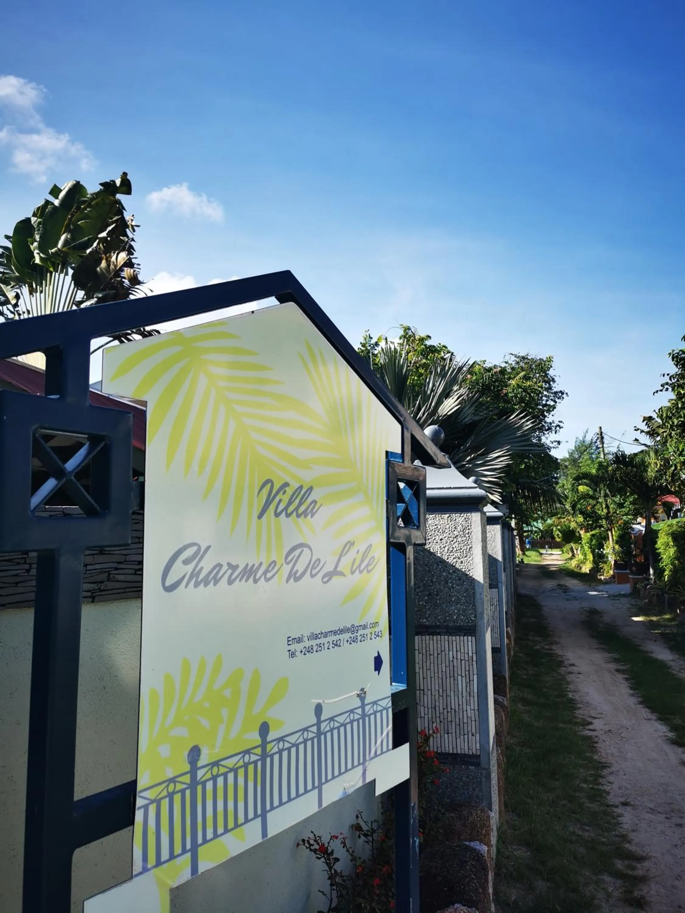 Street view in Villa Charme de L'ile