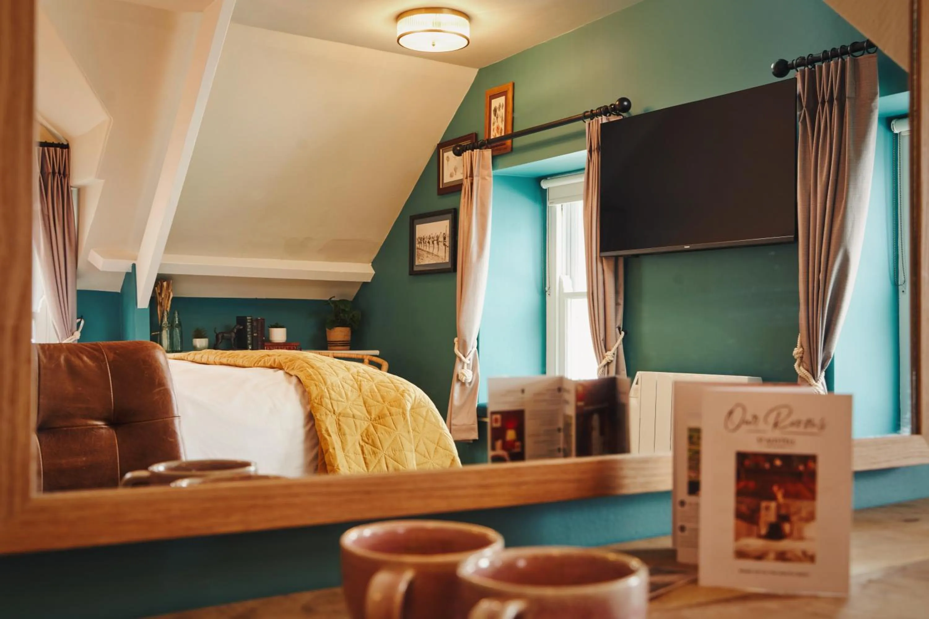 Bedroom, Bed in The Old Success Inn