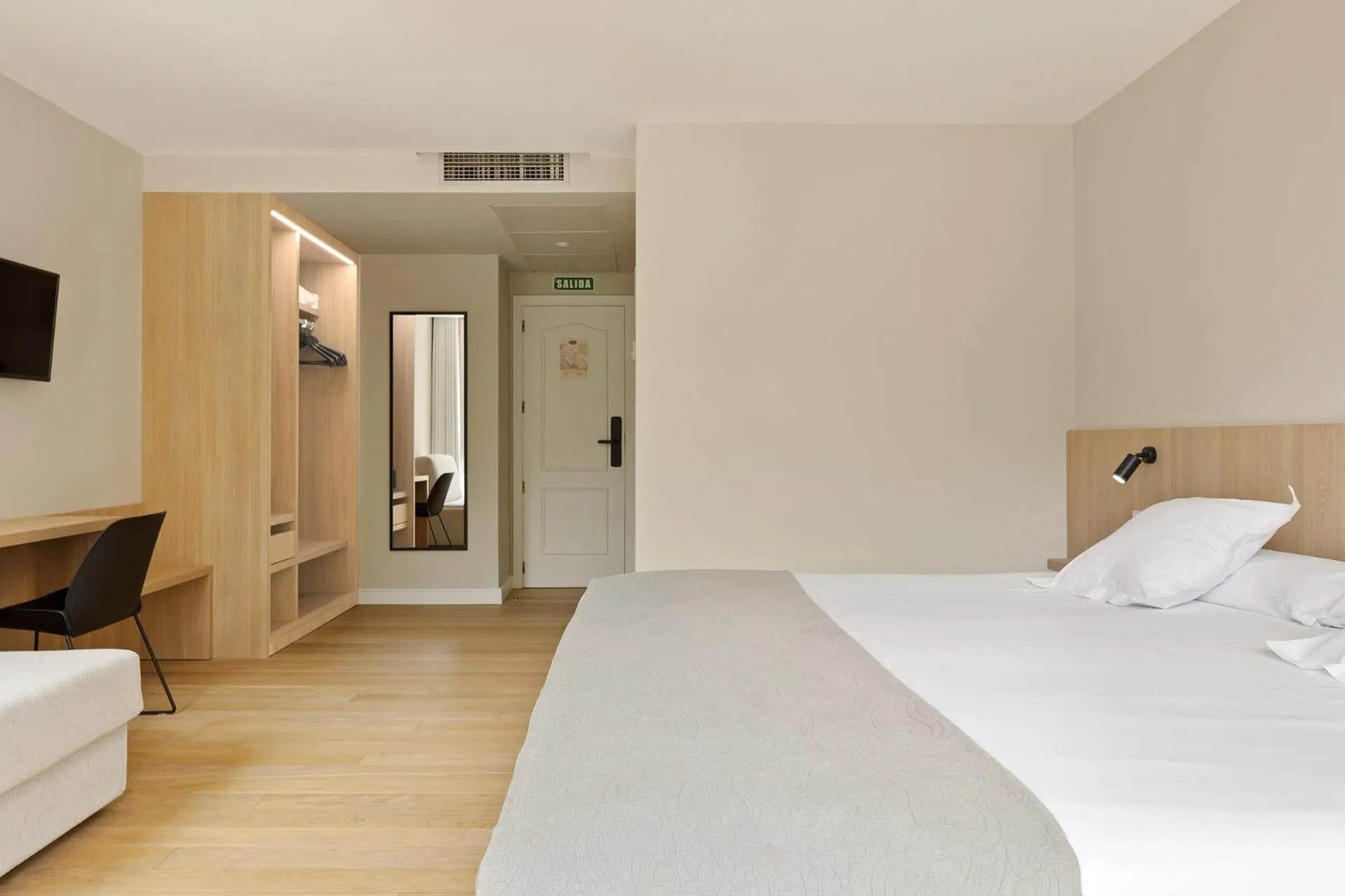 Bed in Hotel Venta de Etxalar