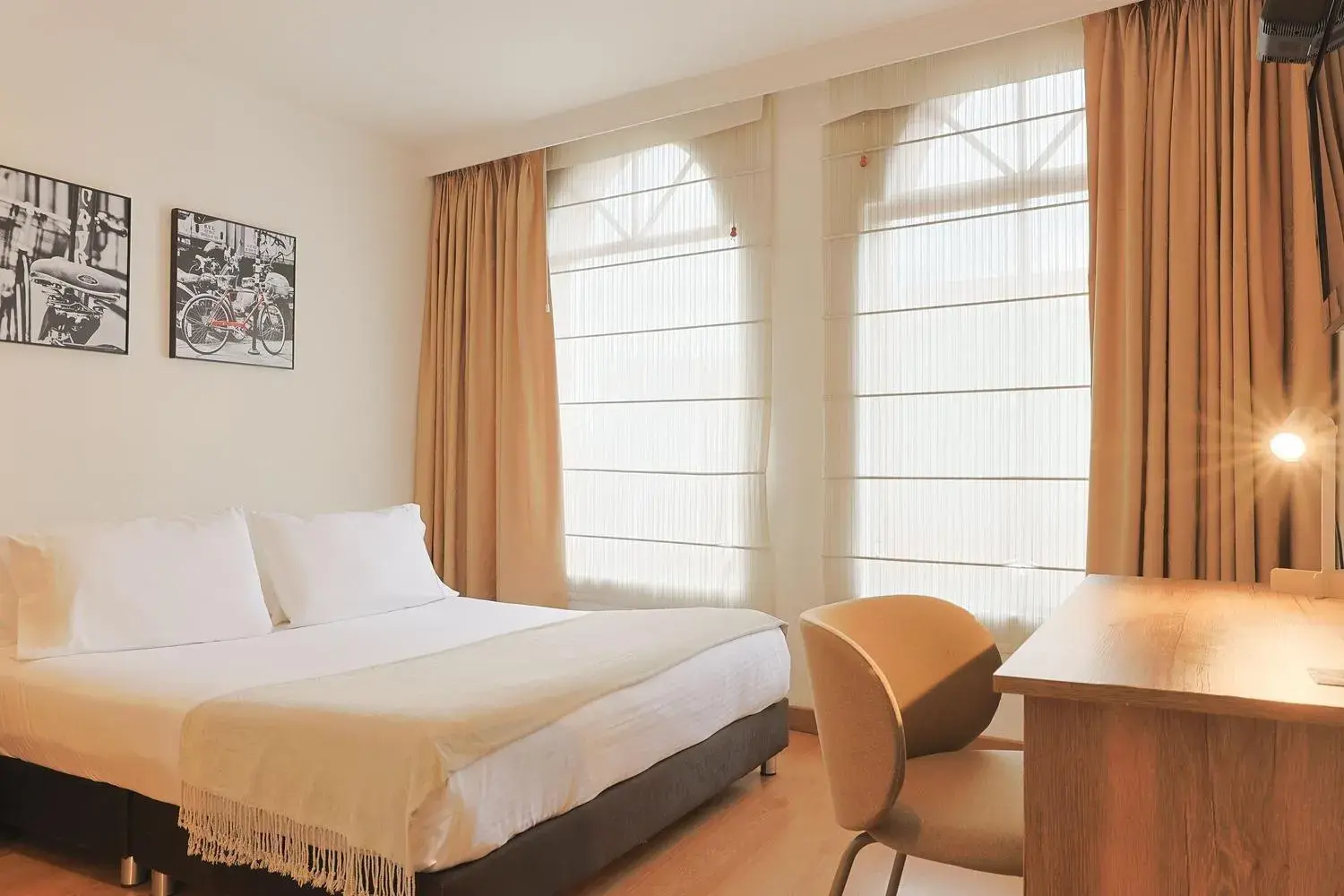 Standard Double Room in Hotel Hill House Usaquén Standard Double Room in Hotel Hill House Usaquén