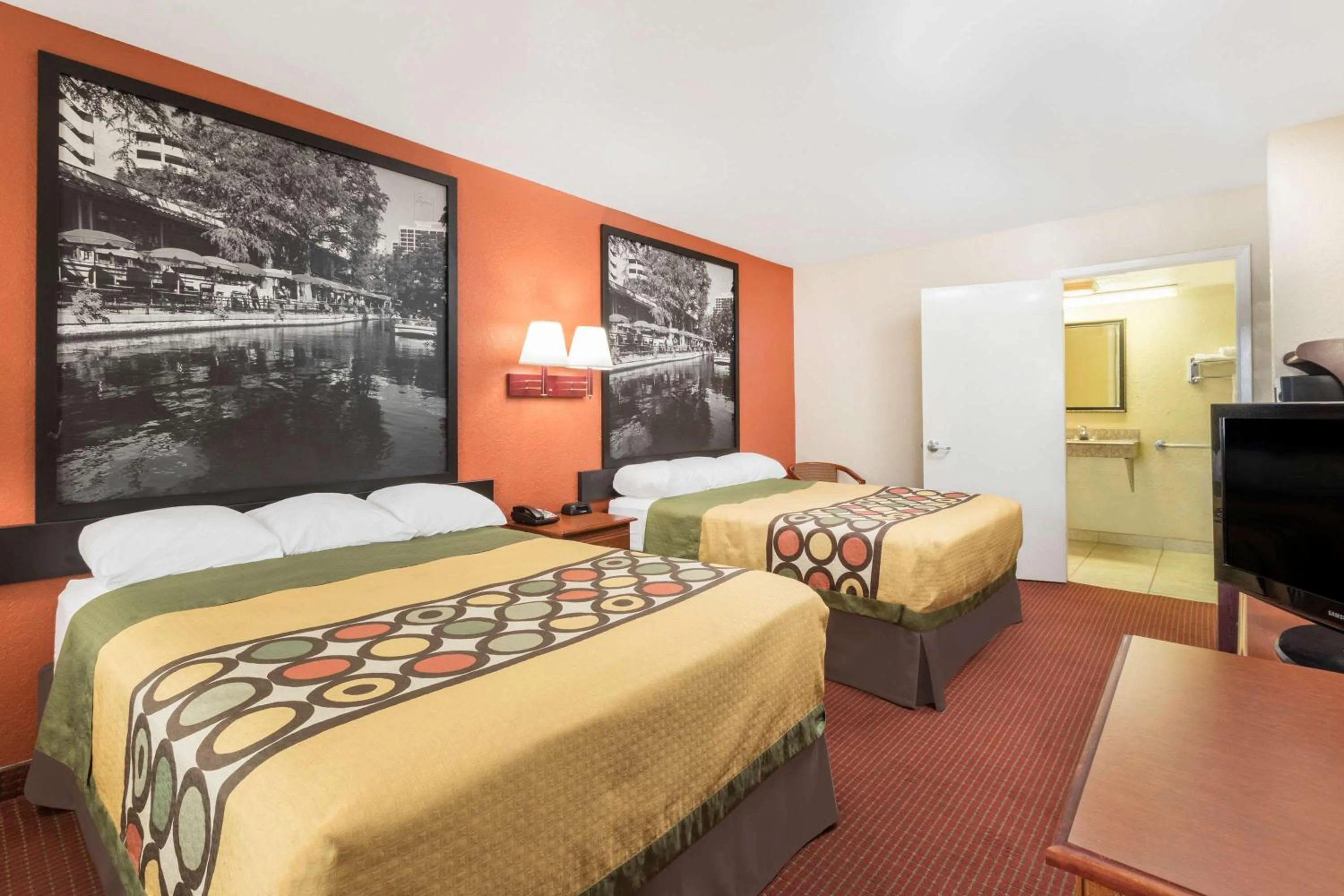 Photo of the whole room in Super 8 by Wyndham San Antonio at I-10