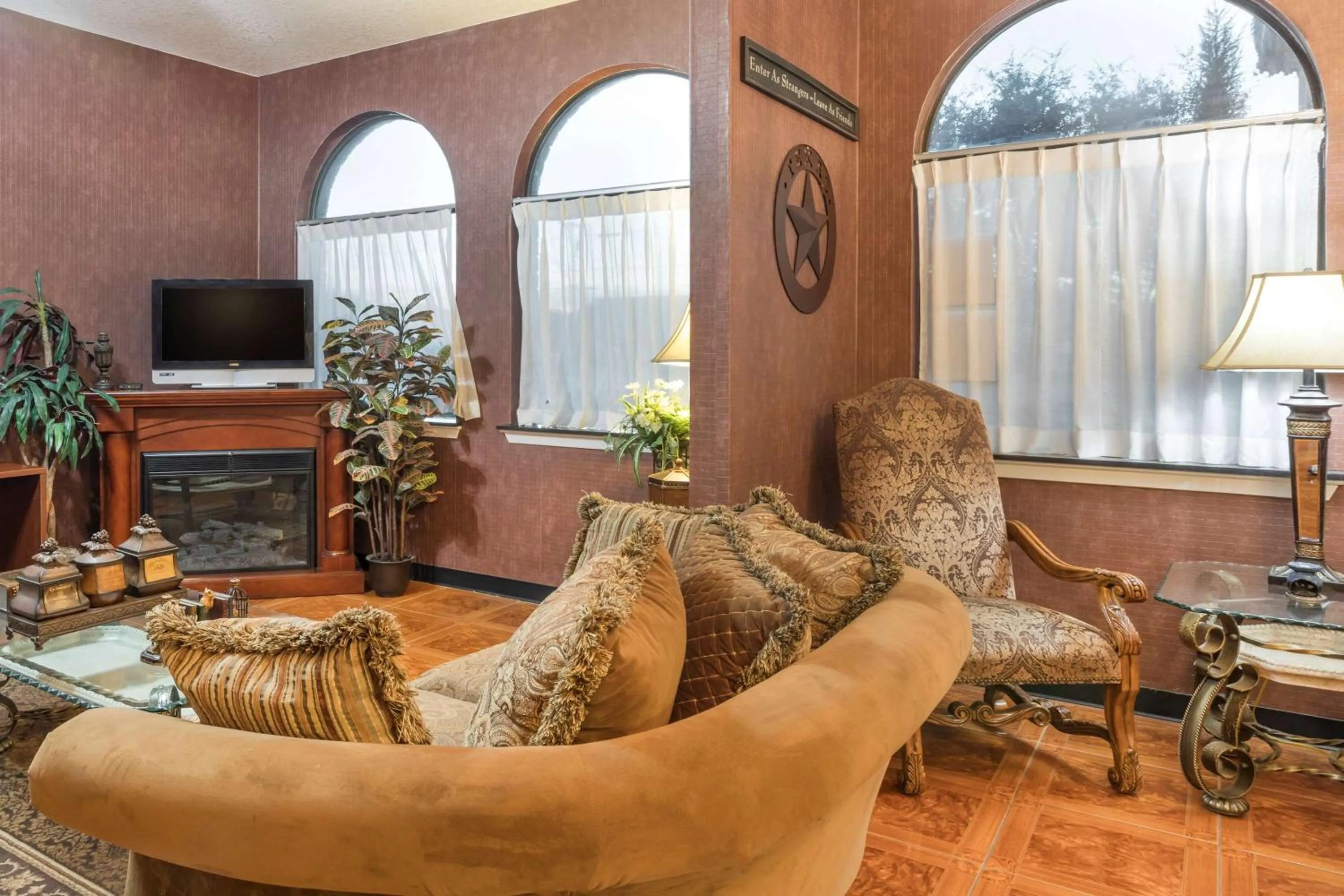 Lobby or reception, Seating Area in Super 8 by Wyndham San Antonio at I-10