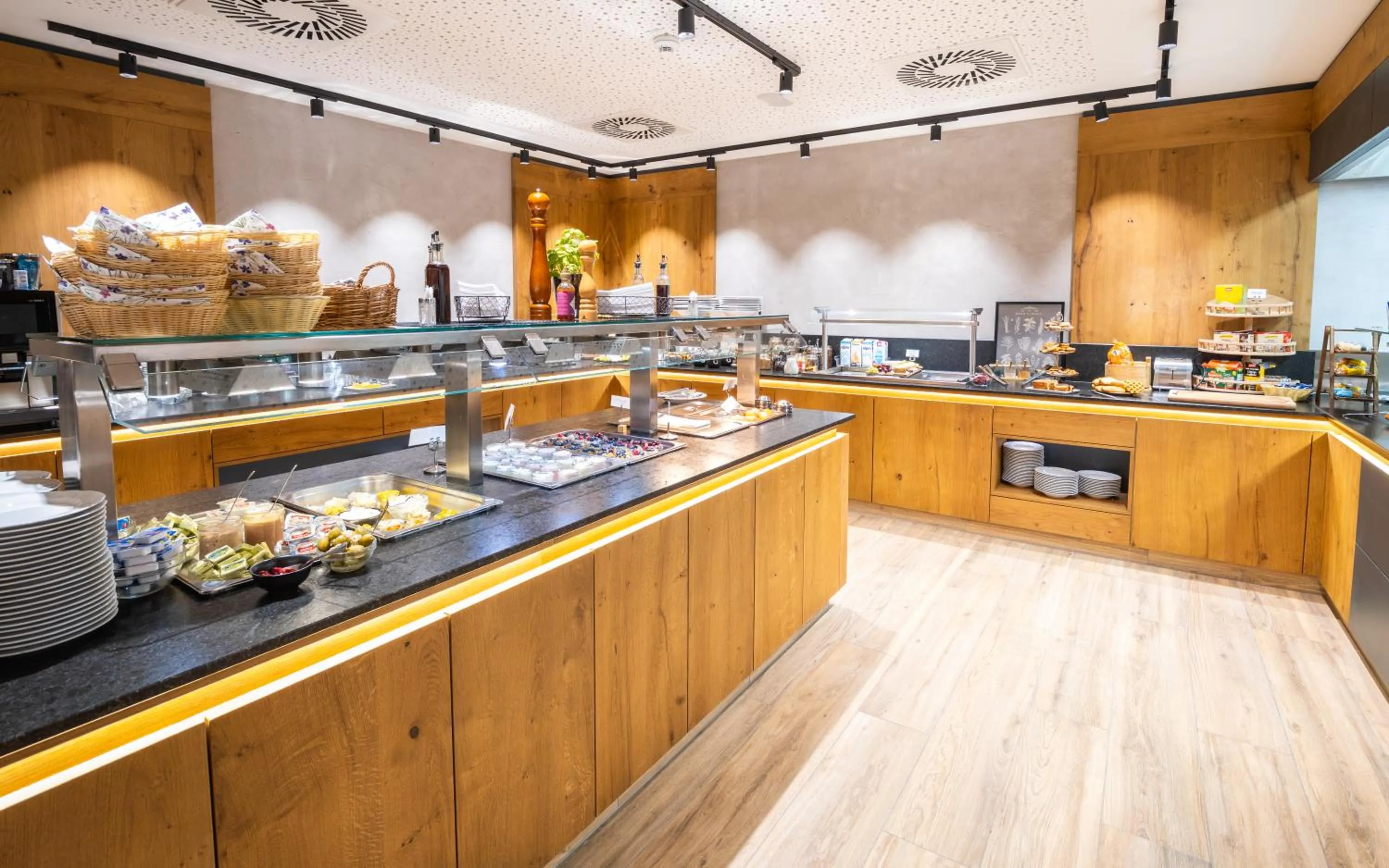 Restaurant/places to eat in Hotel Keindl