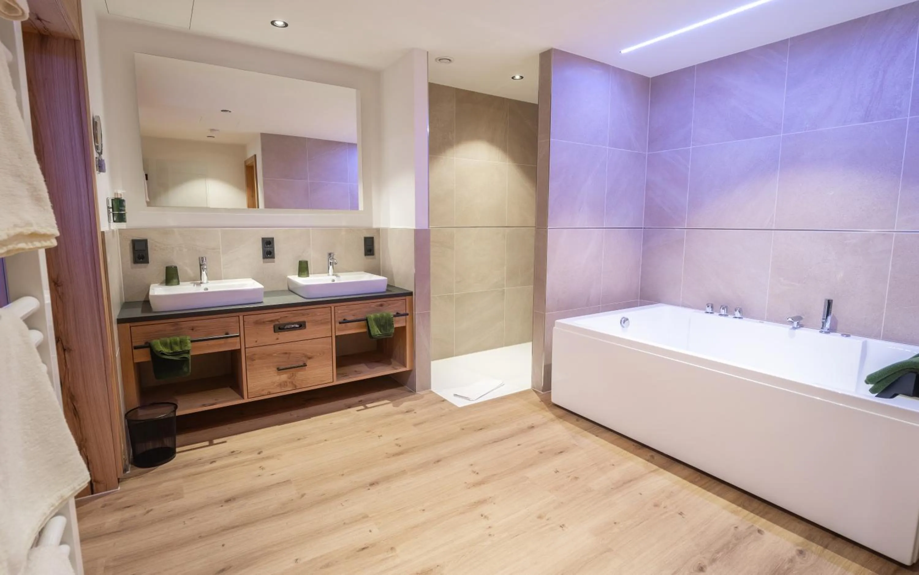 Hot Tub in Hotel Keindl