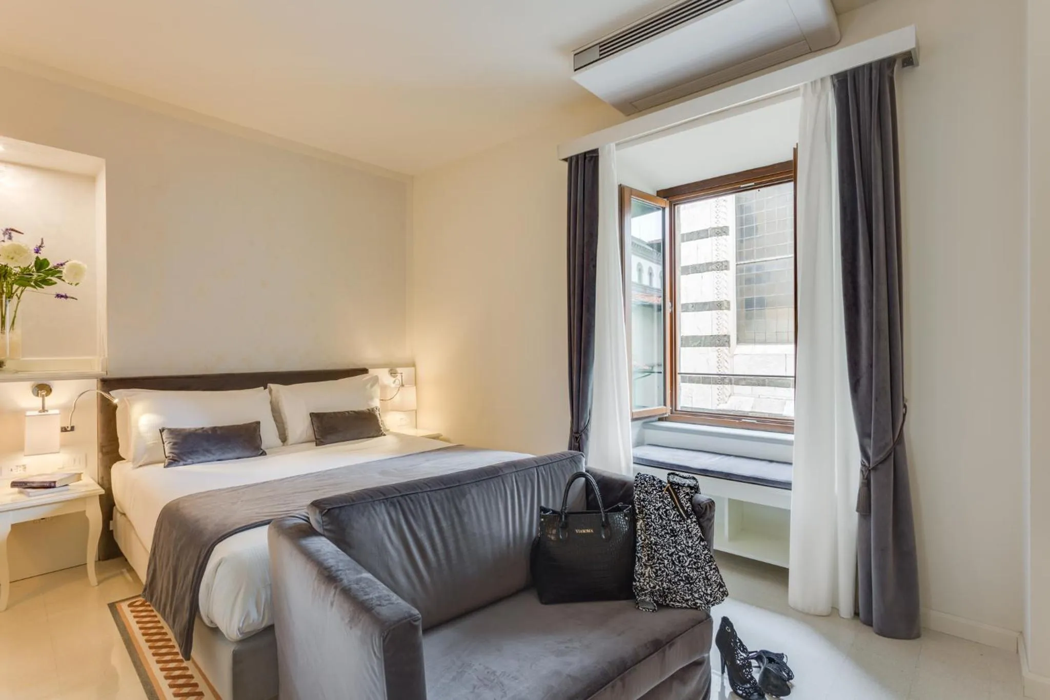 Living room, Bed in Battistero Residenza d'Epoca