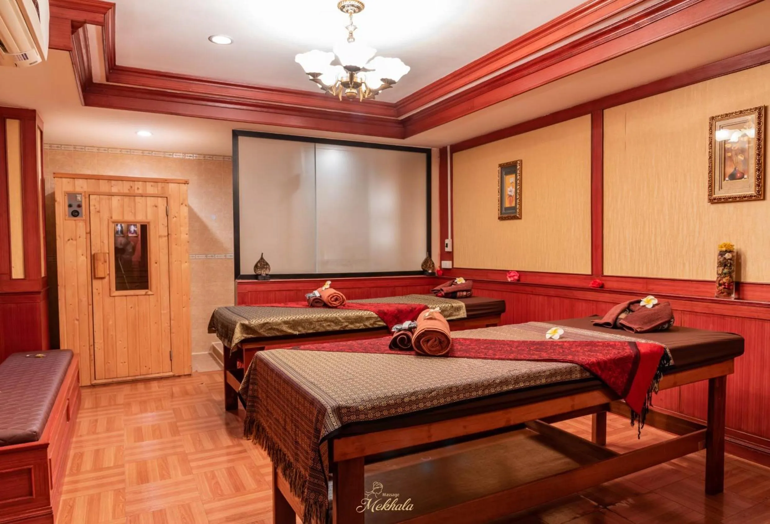 Massage in Tara Lake