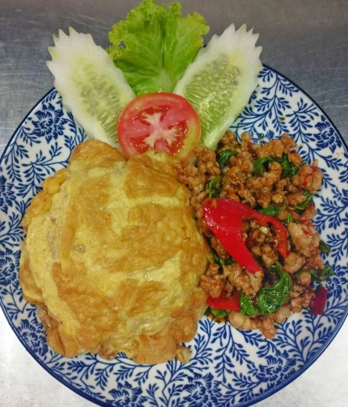 Restaurant/places to eat in Tara Lake