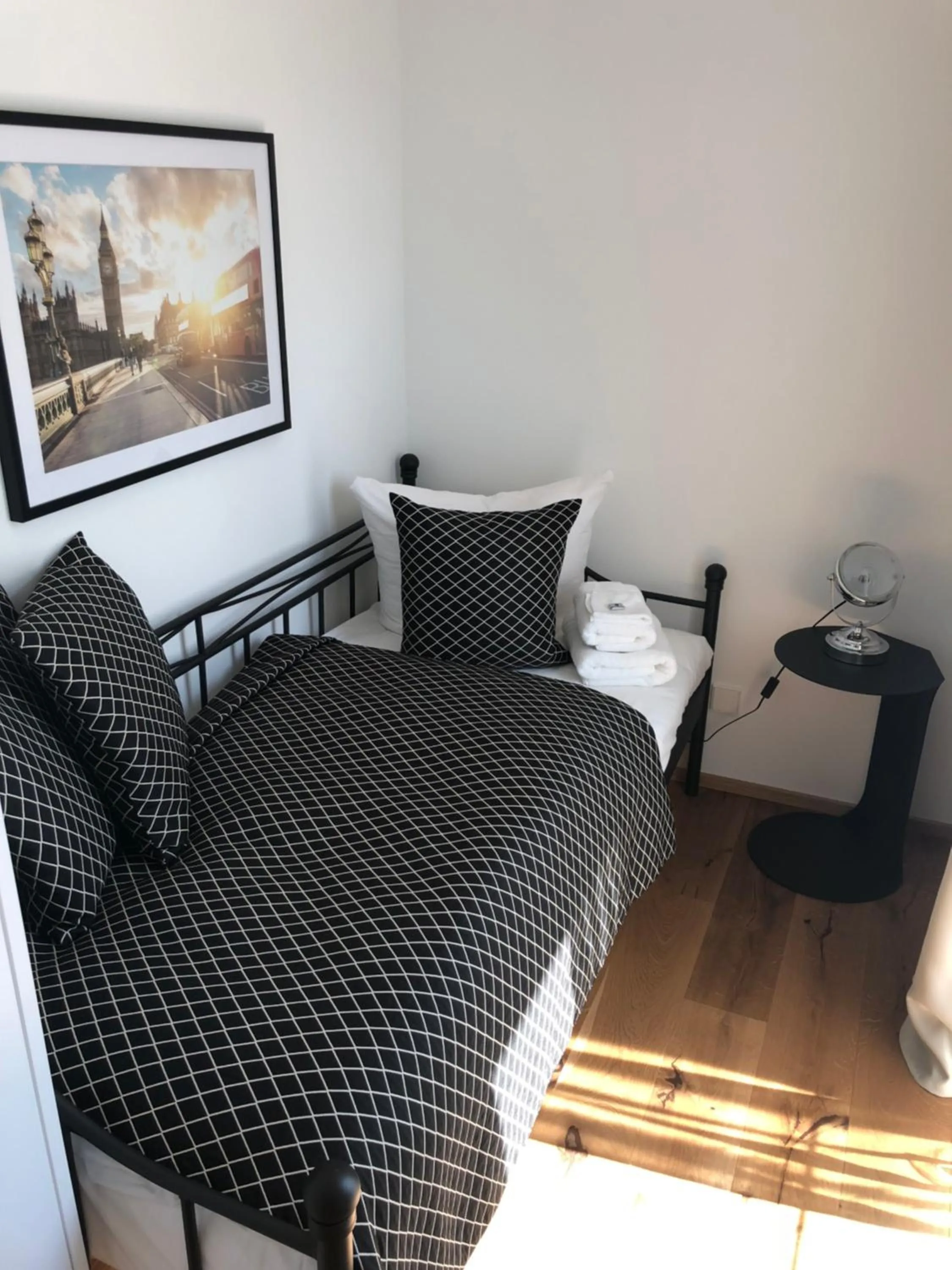 Decorative detail, Bed in Voss Villa