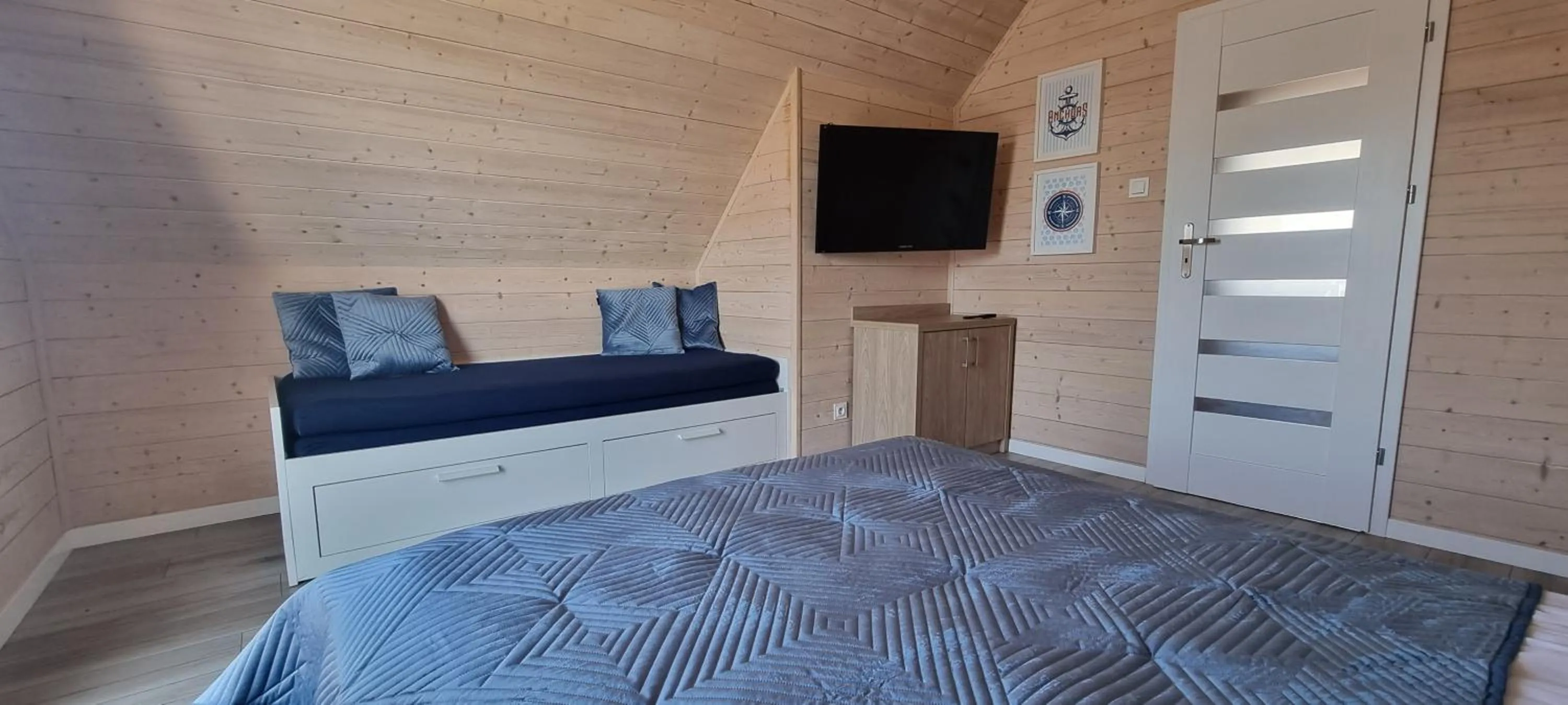 Bed in MORZA SZUM basen z podgrzewaną wodą, boisko, rowery