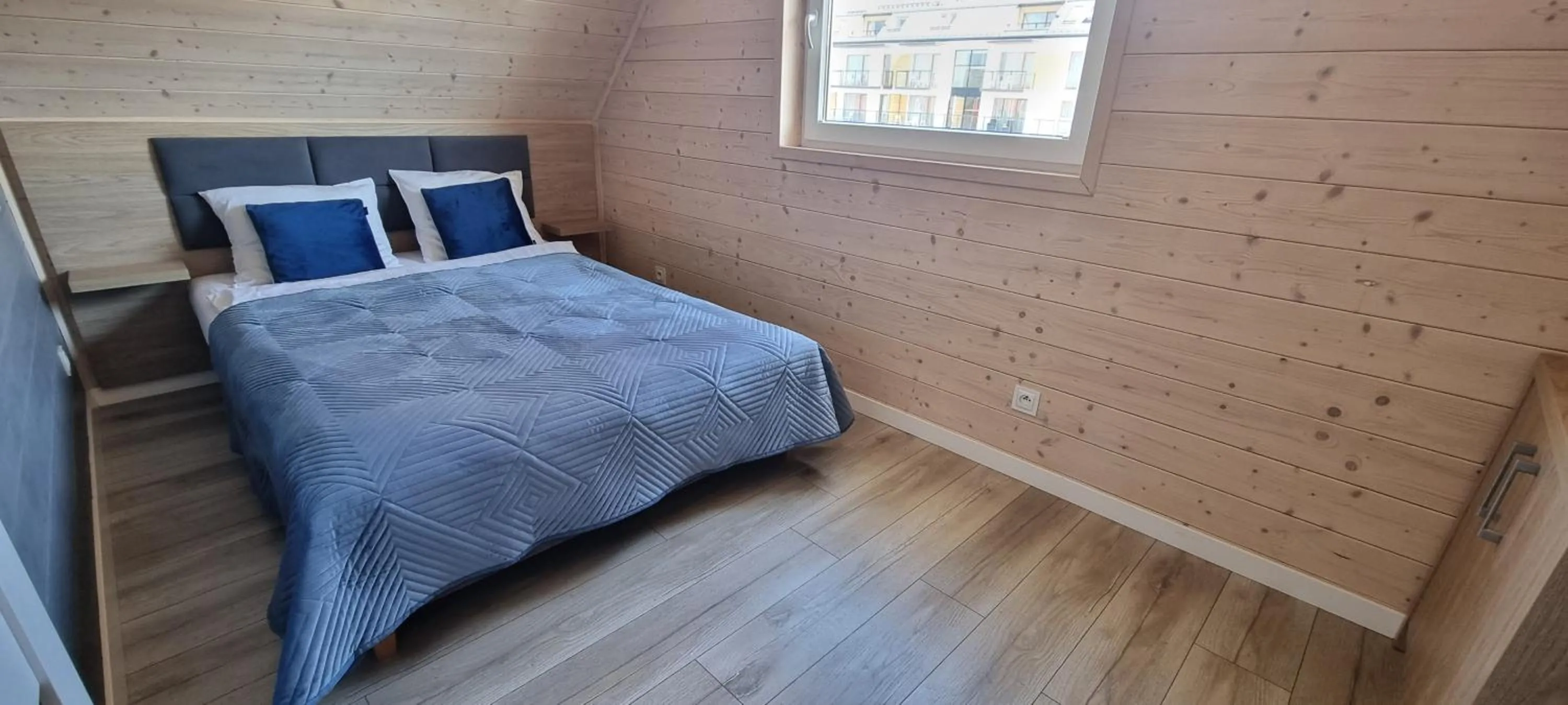 Bed in MORZA SZUM basen z podgrzewaną wodą, boisko, rowery