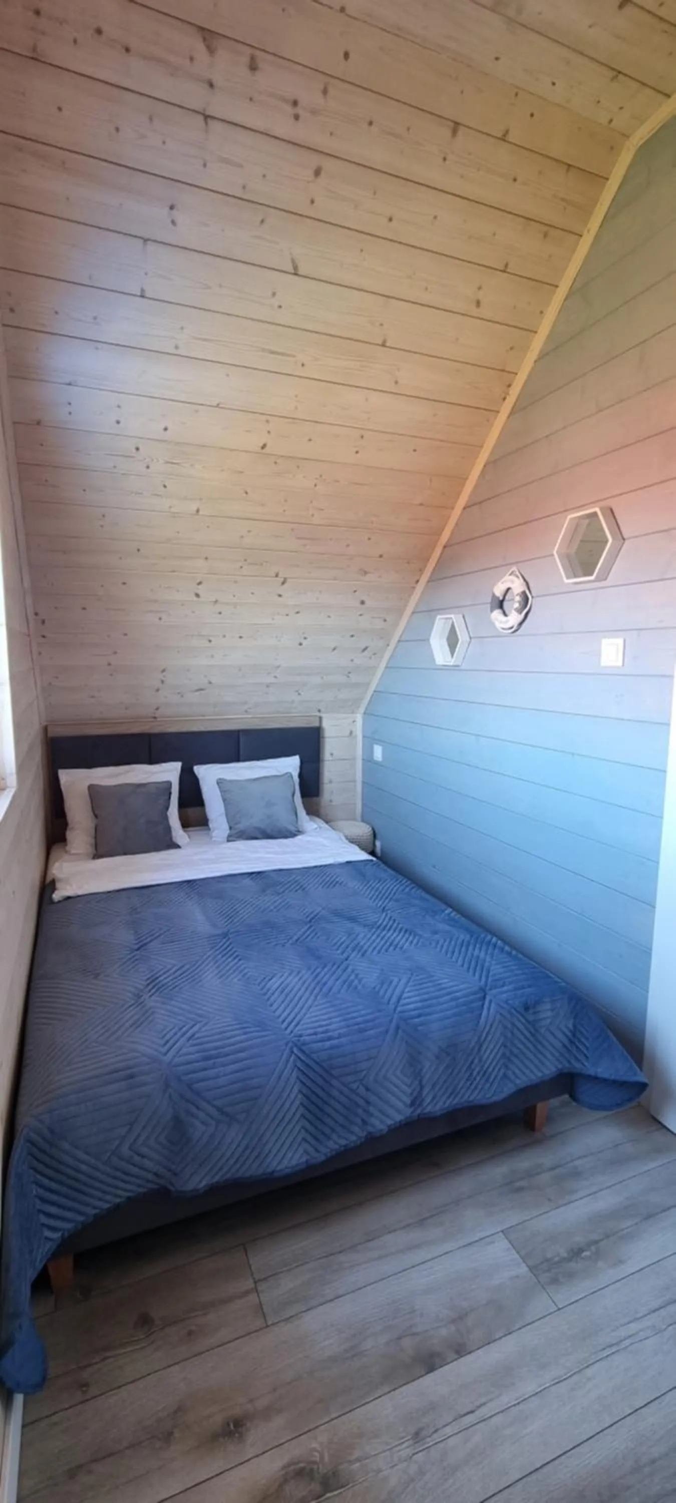 Bed in MORZA SZUM basen z podgrzewaną wodą, boisko, rowery