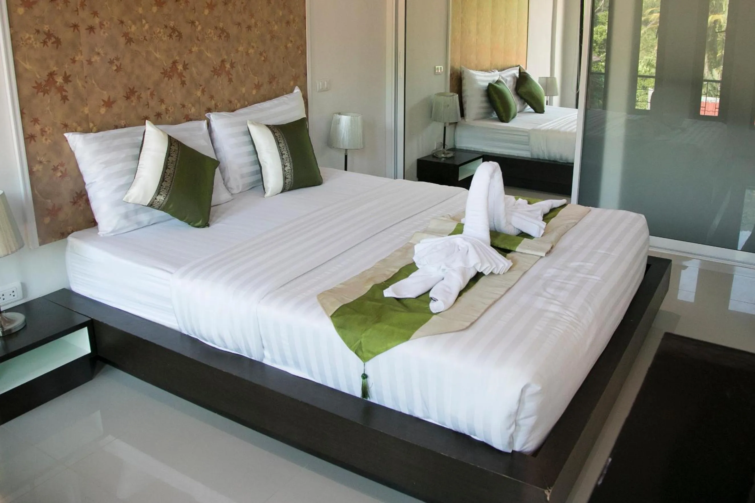 Bedroom, Bed in West Key Kamala Apartment