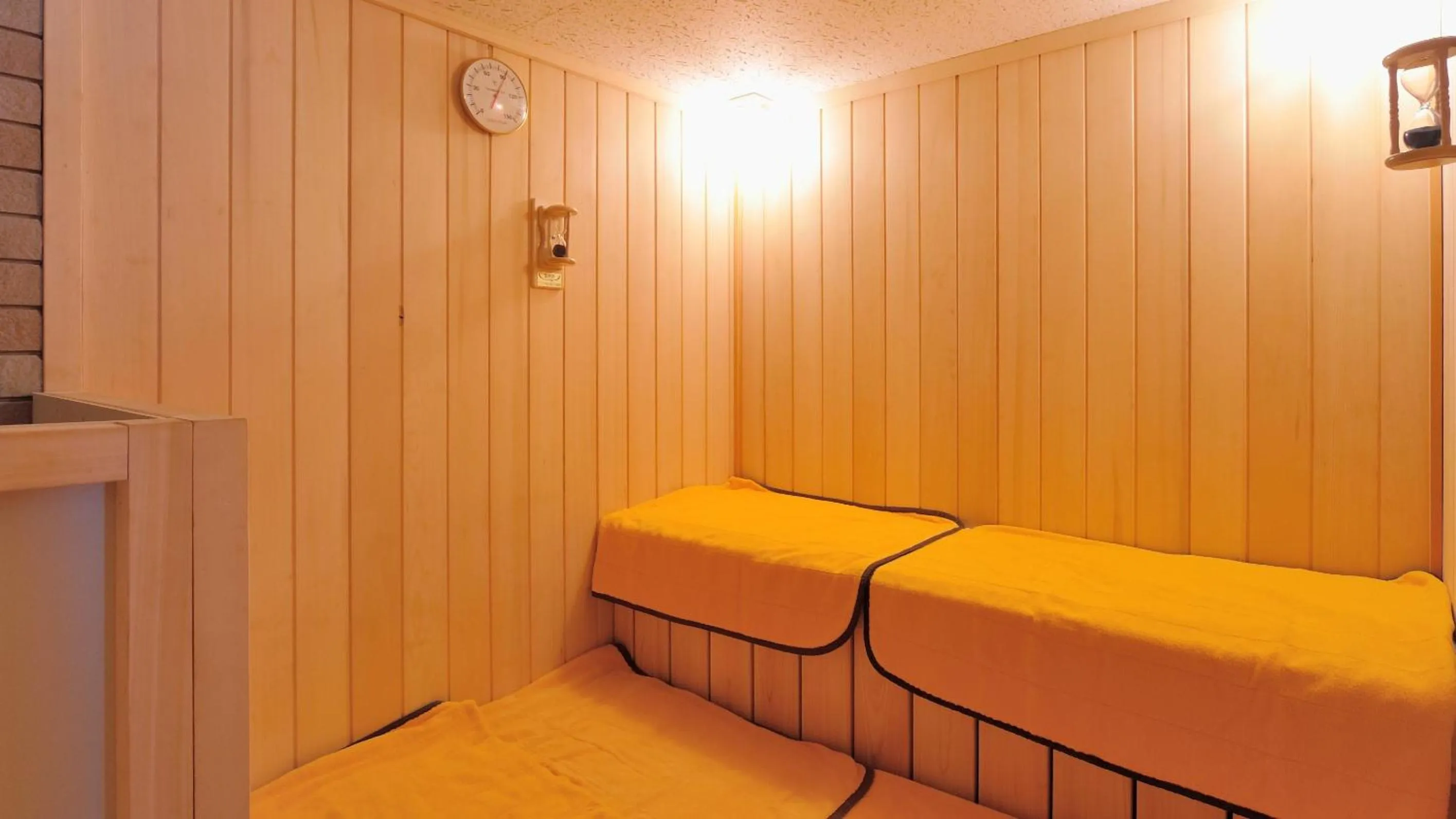 Sauna, Bed in Dormy Inn Express Meguro Aobadai Hot Spring