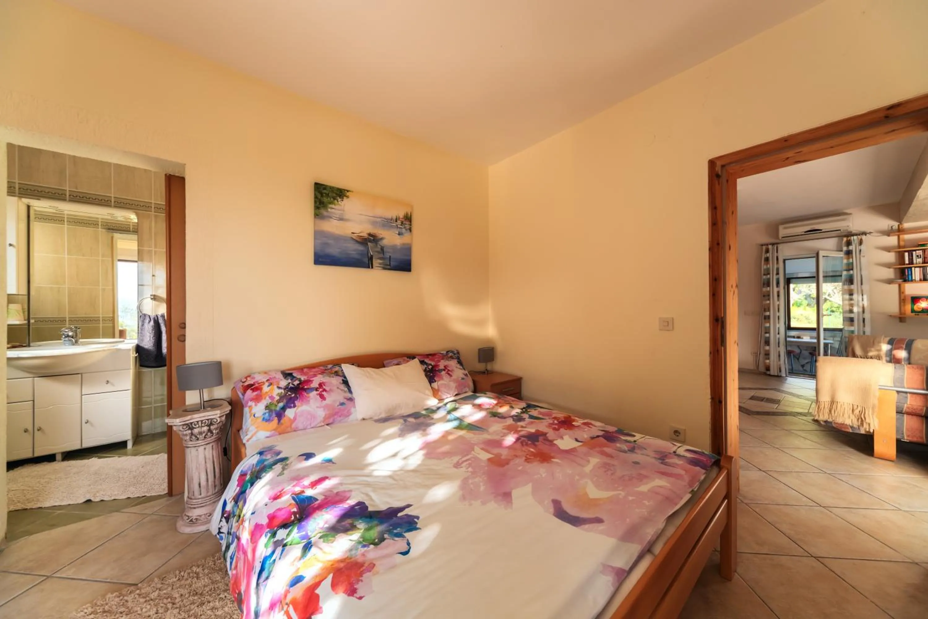 Bed in Apartments Mirian