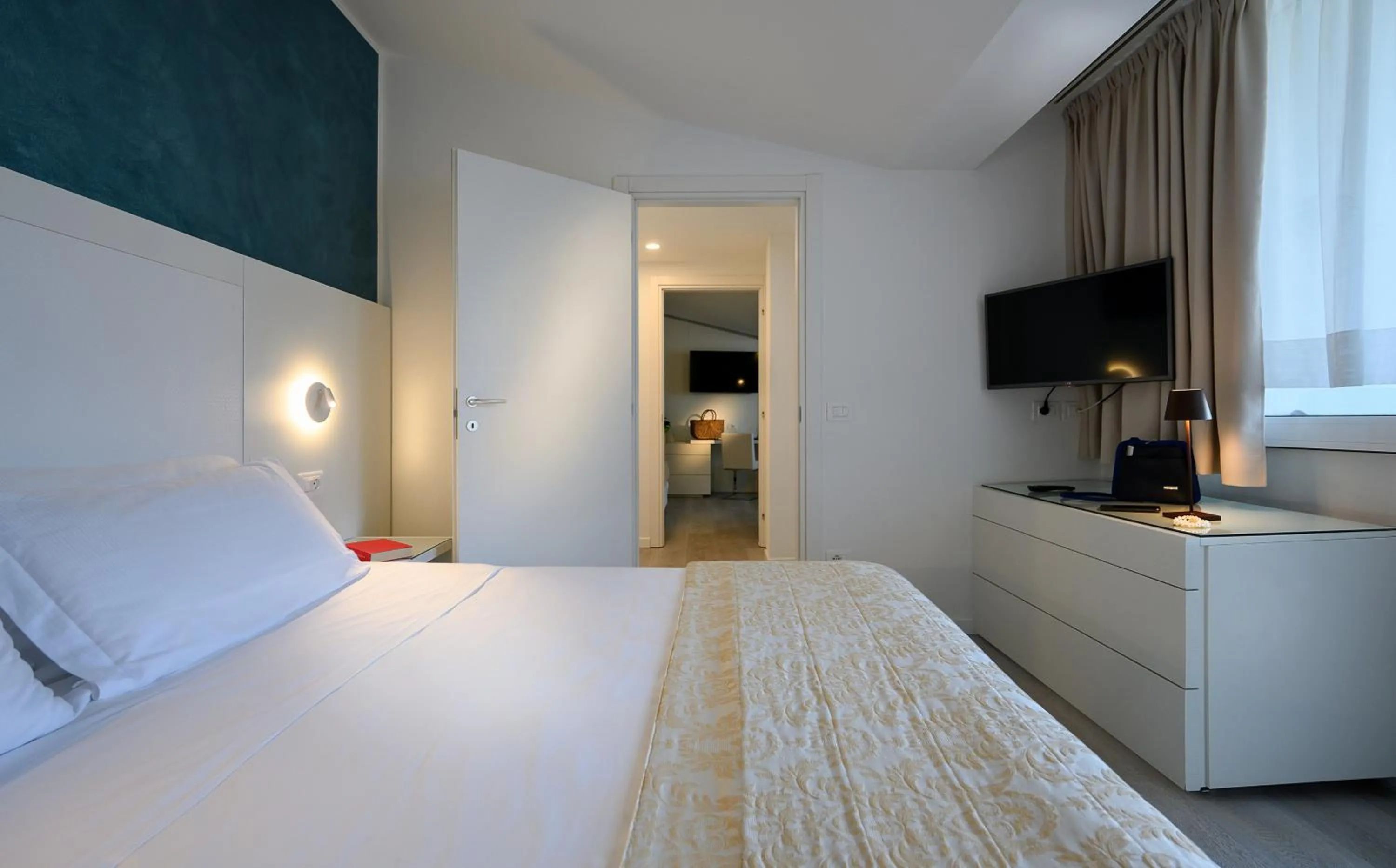 Bed in Grand Hotel Playa