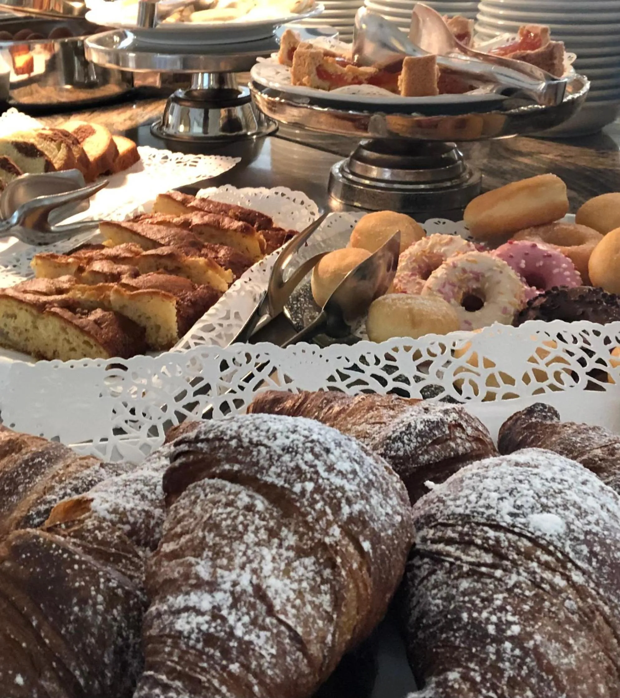 Food and drinks in Grand Hotel Playa