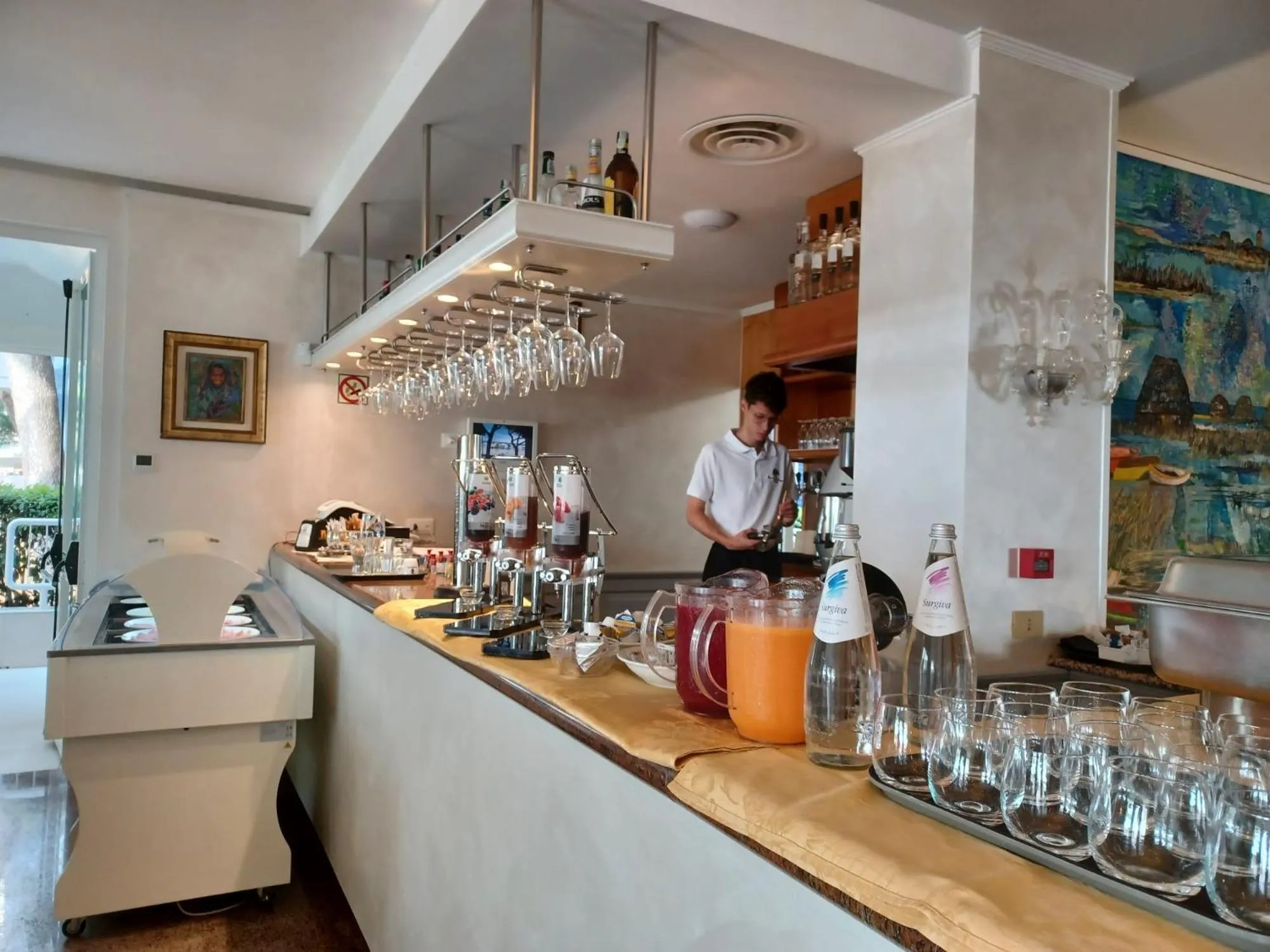 Lounge or bar in Grand Hotel Playa