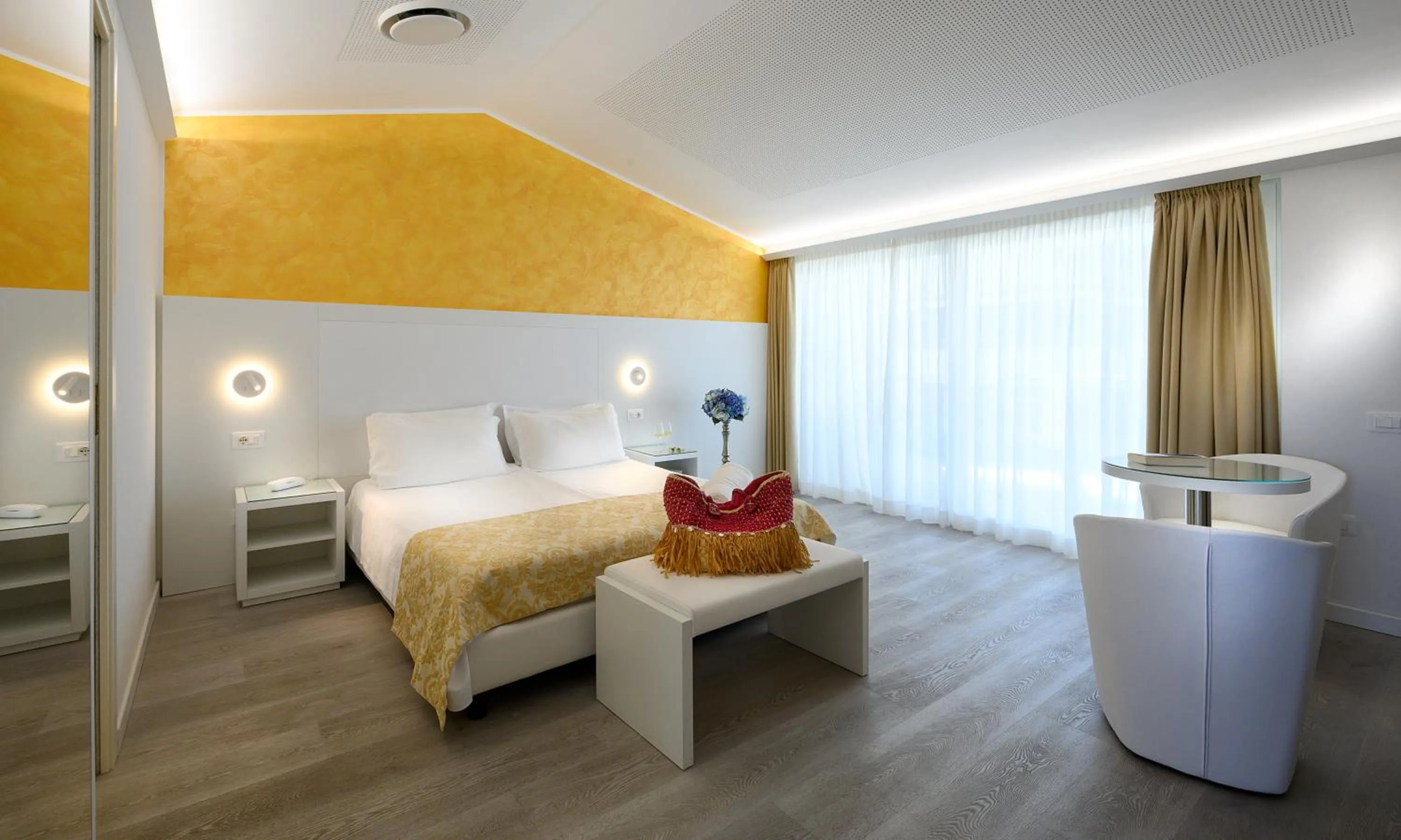 Bed in Grand Hotel Playa