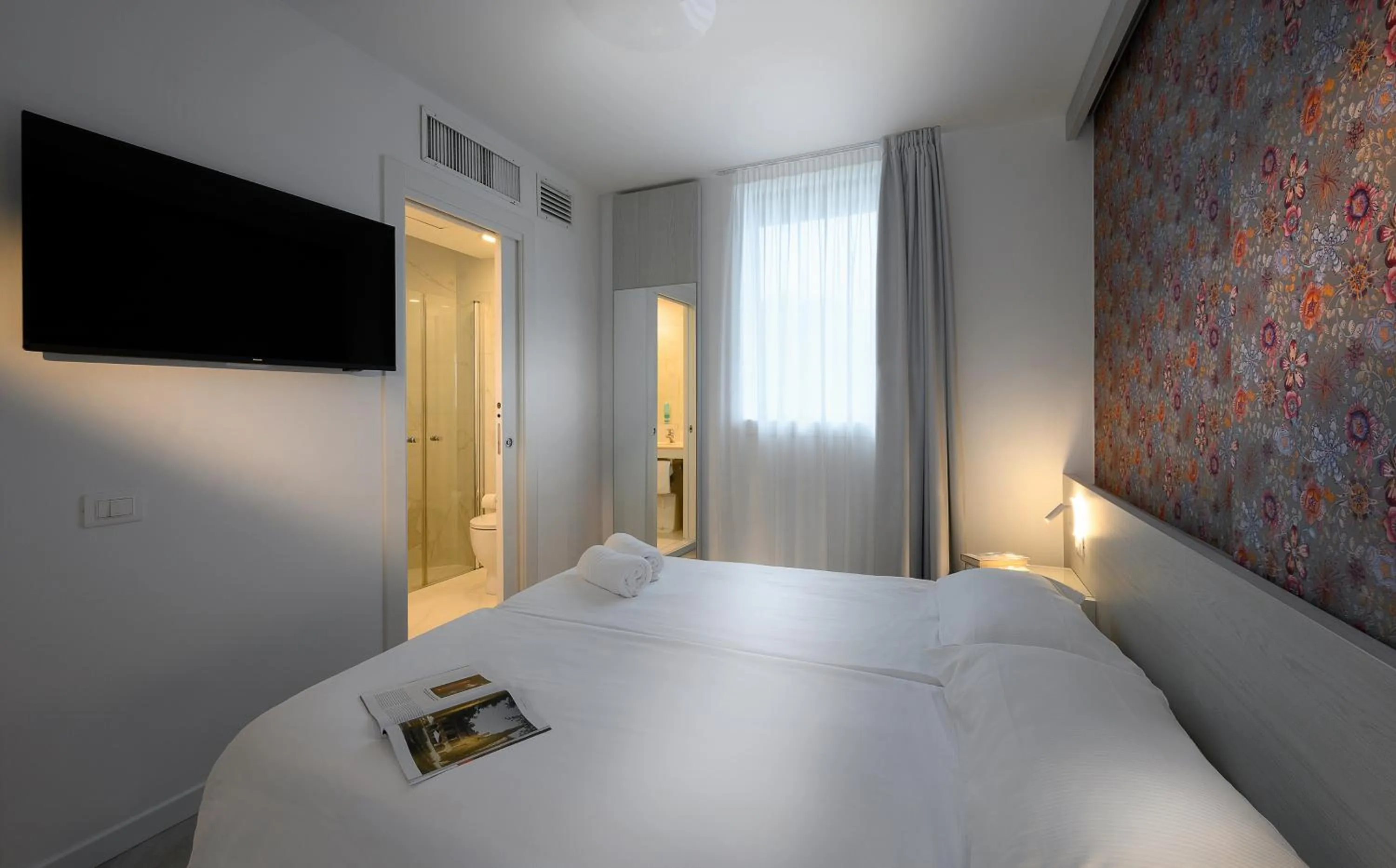 Bed in Grand Hotel Playa