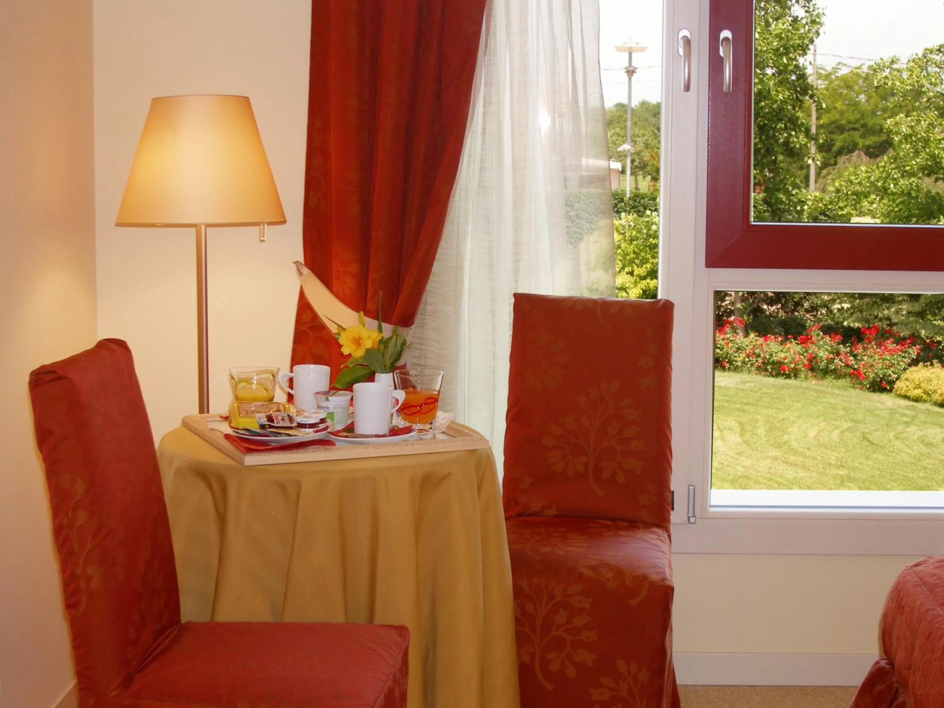 Photo of the whole room in Relais Villa Annamaria Bed end Breakfast