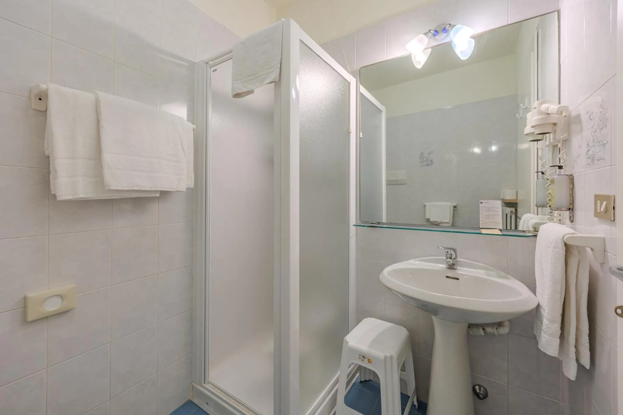 Bathroom in Hotel Alla Torre