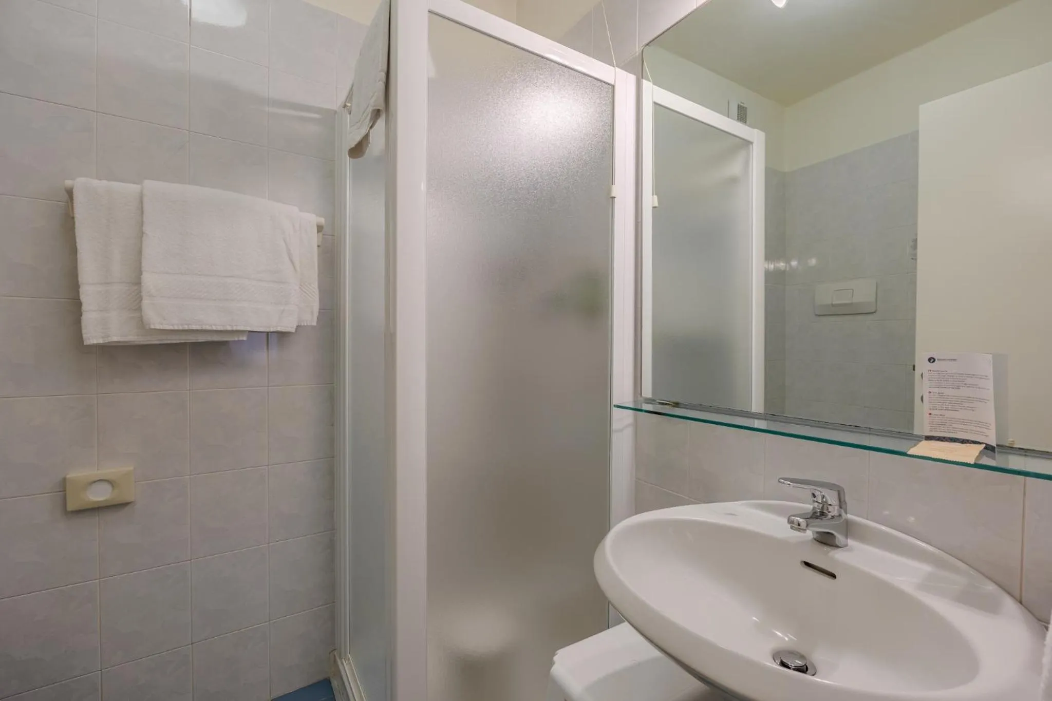 Bathroom in Hotel Alla Torre