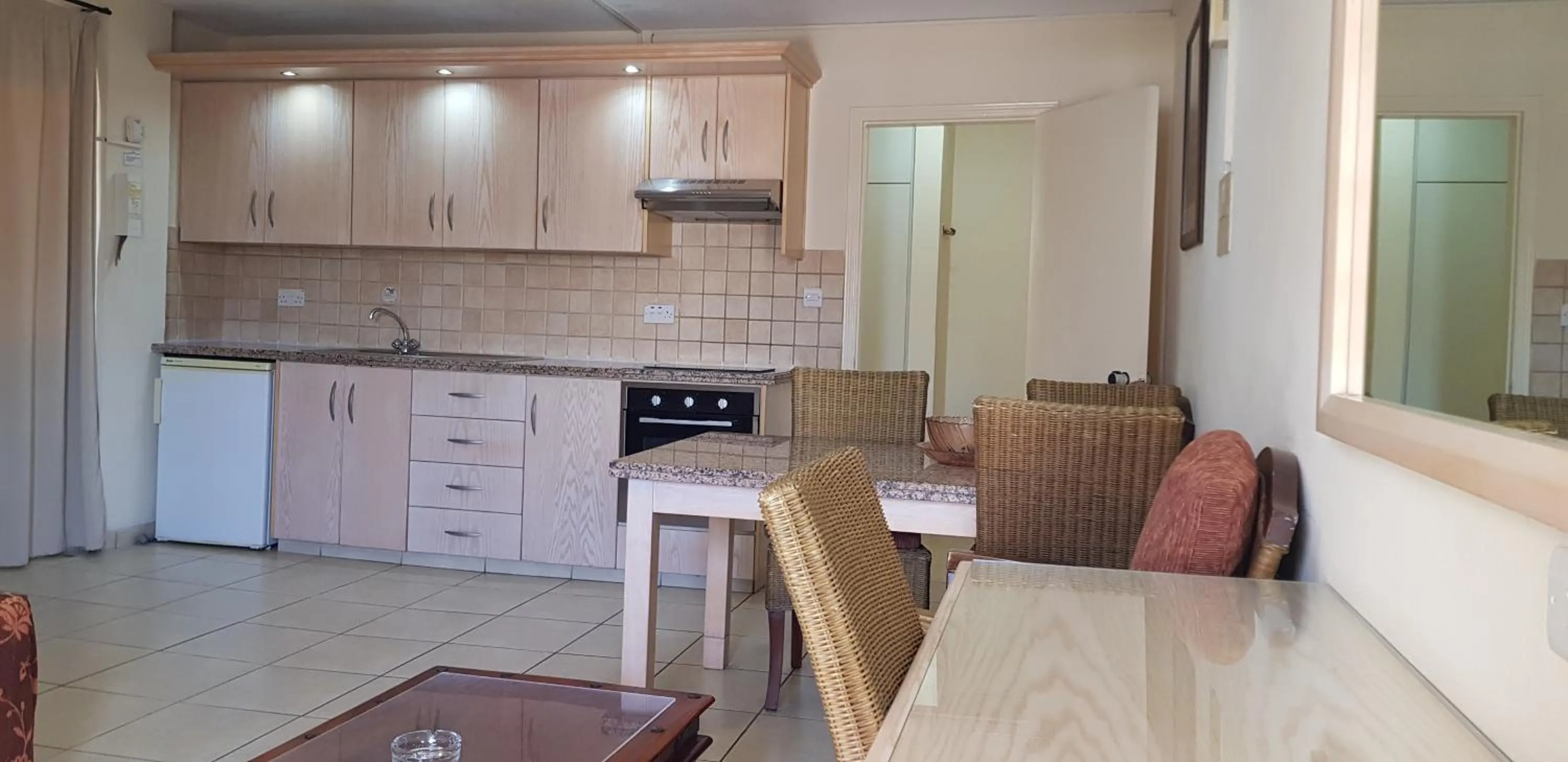 Kitchen or kitchenette in Senator Hotel Apartments - Adults Only