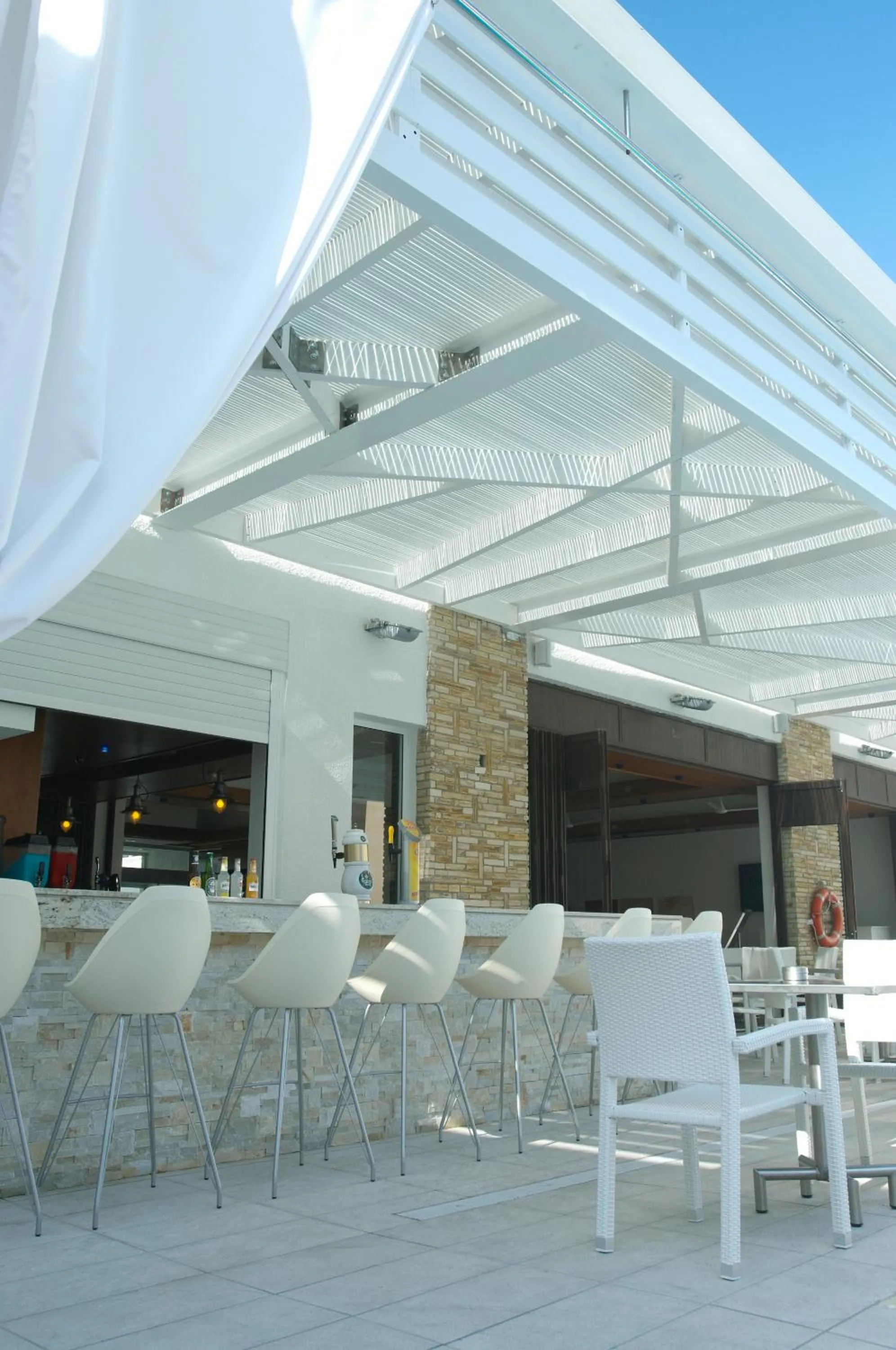 Lounge or bar in Senator Hotel Apartments - Adults Only