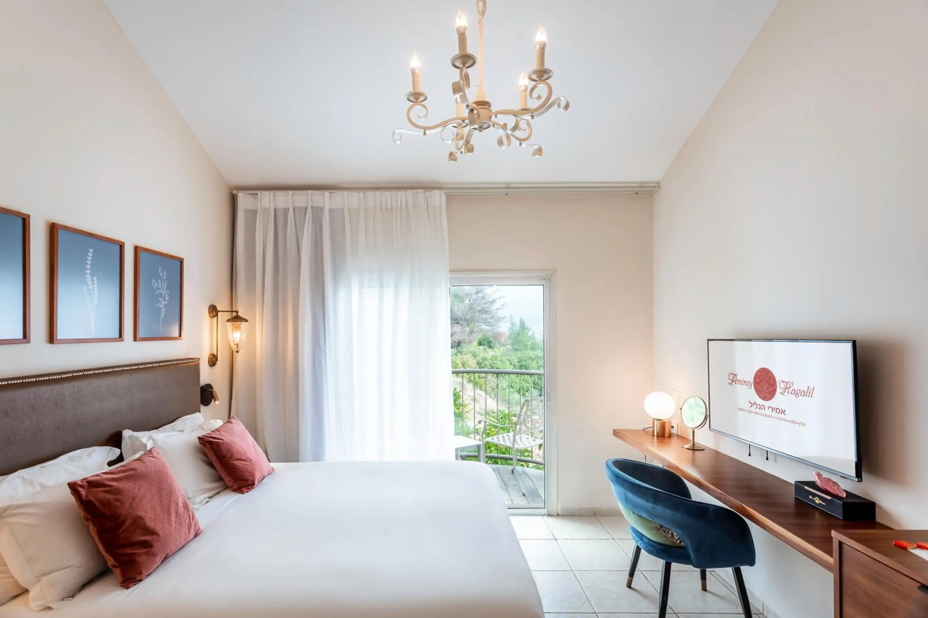 Photo of the whole room, Bed in Amirey Hagalil Boutique Hotel