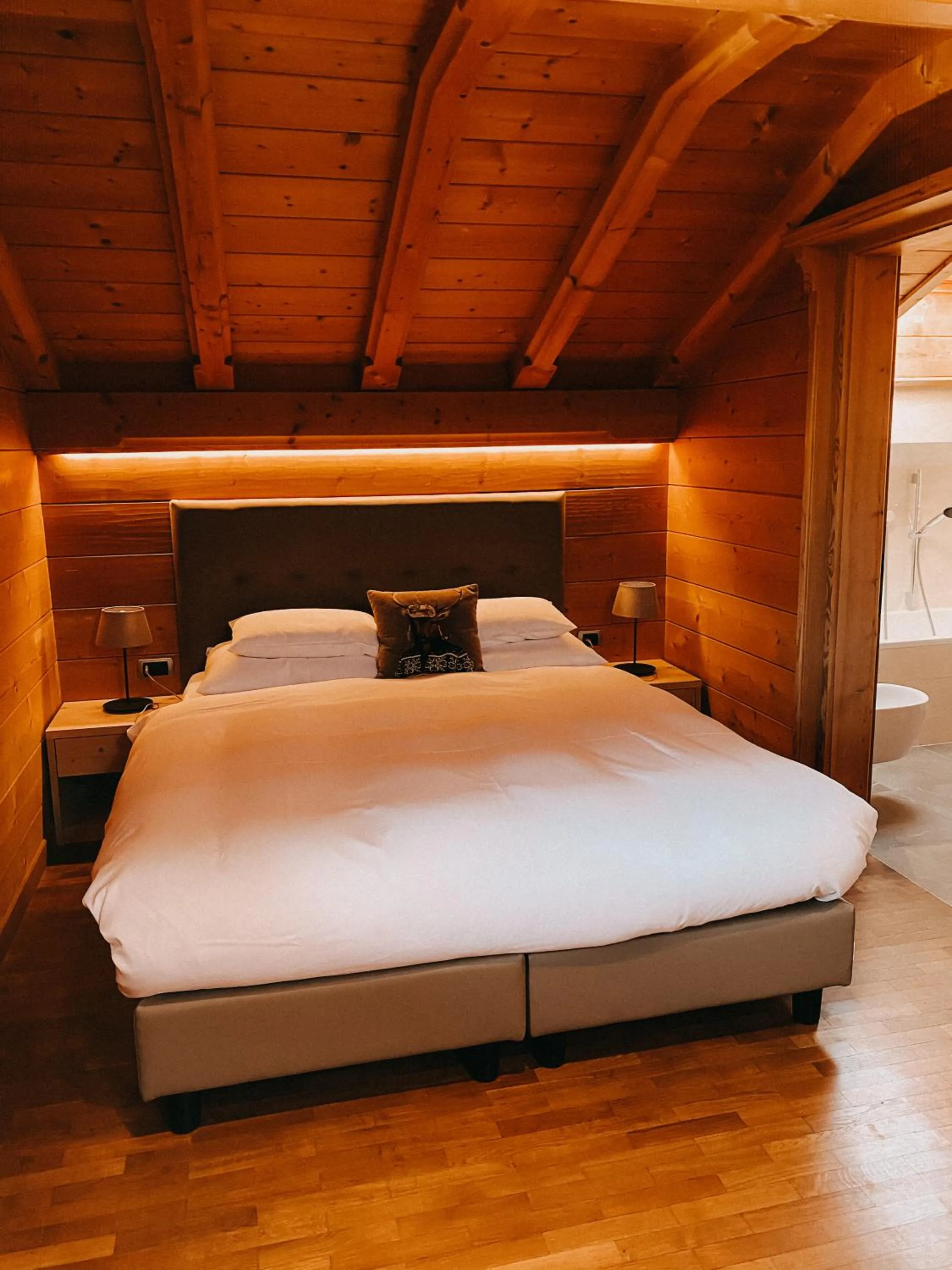 Bed in Mountain Chalet Pra Ronch