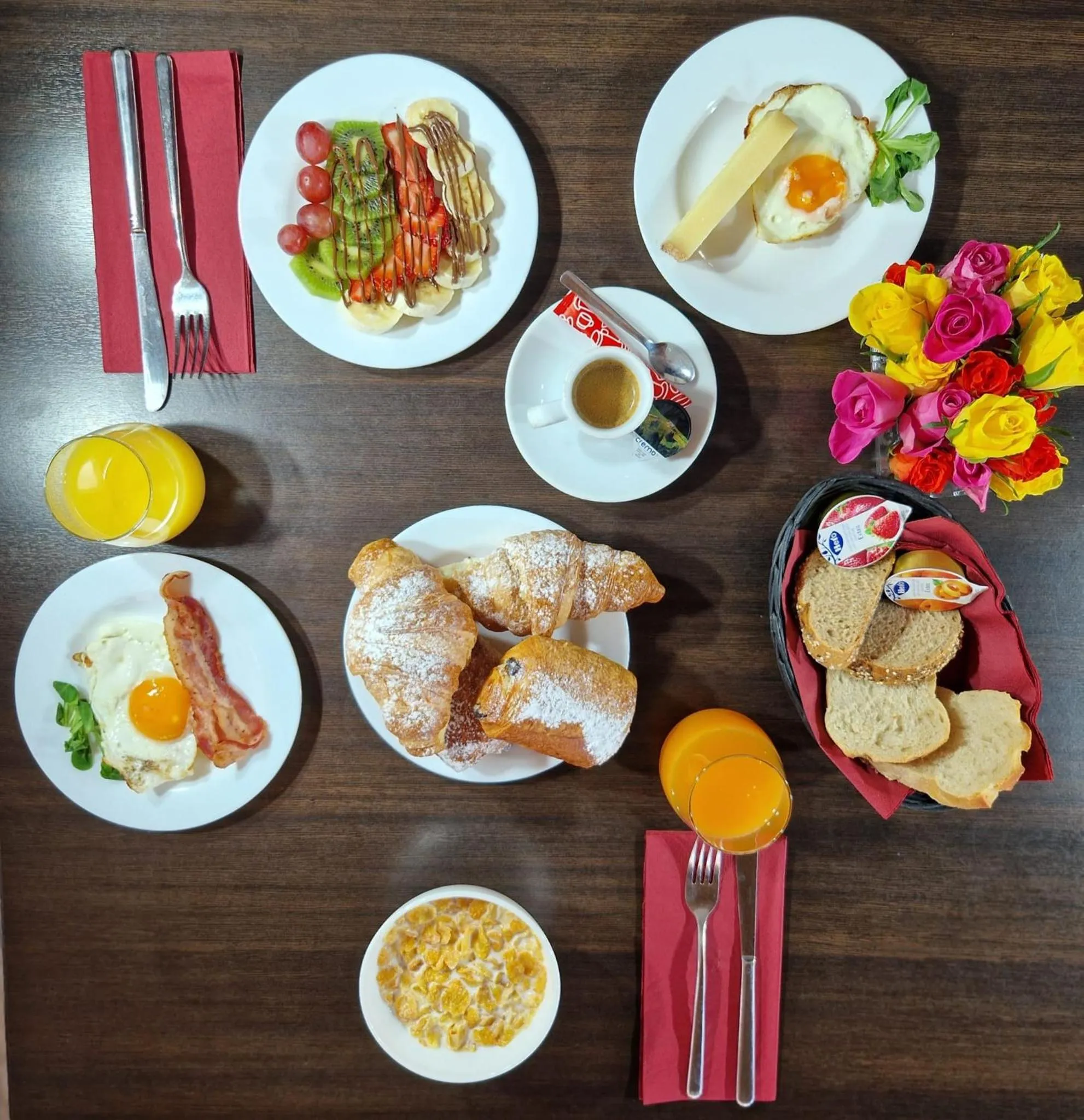 Breakfast in Hotel Castel