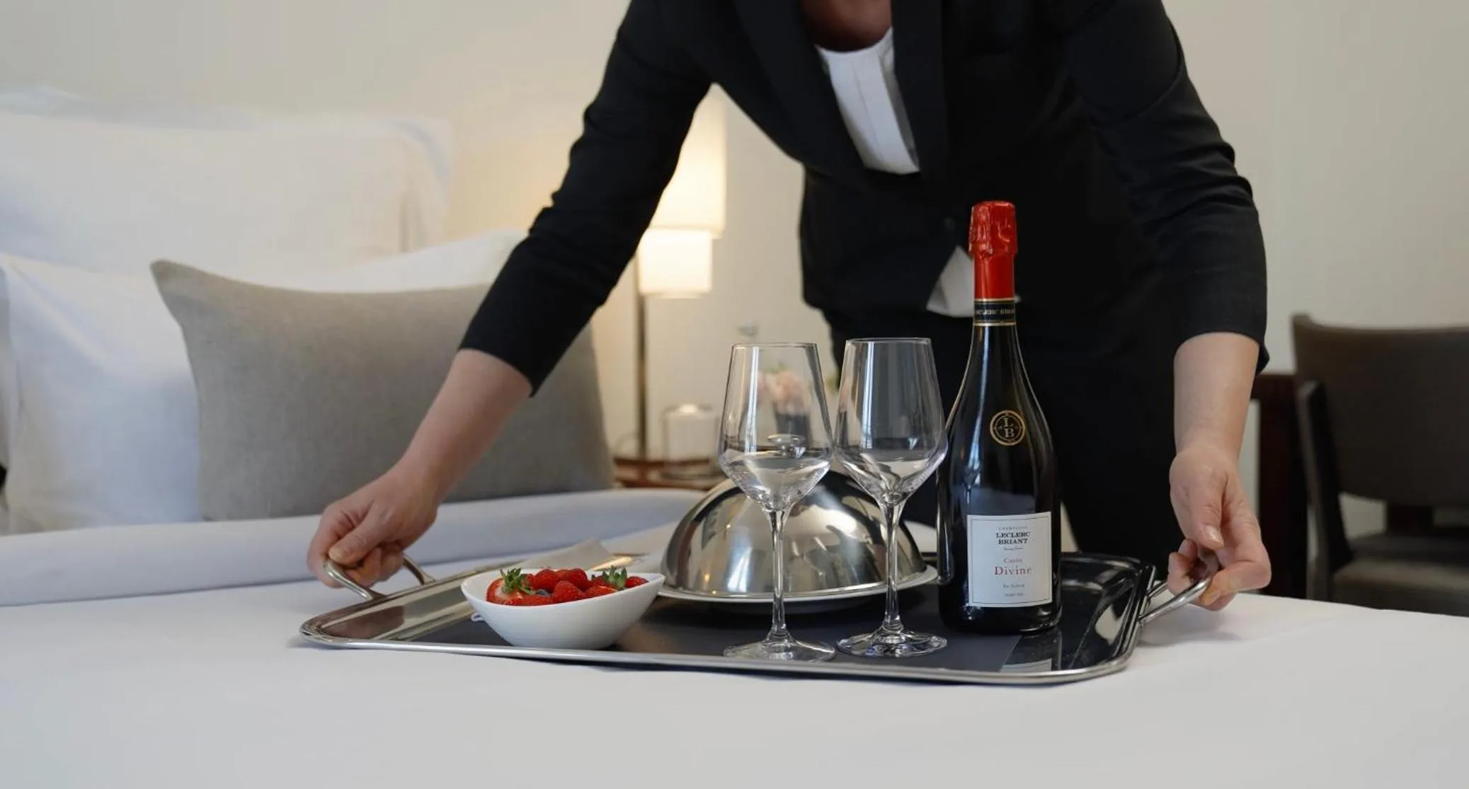 Food and drinks in Hôtel Pont Royal Paris