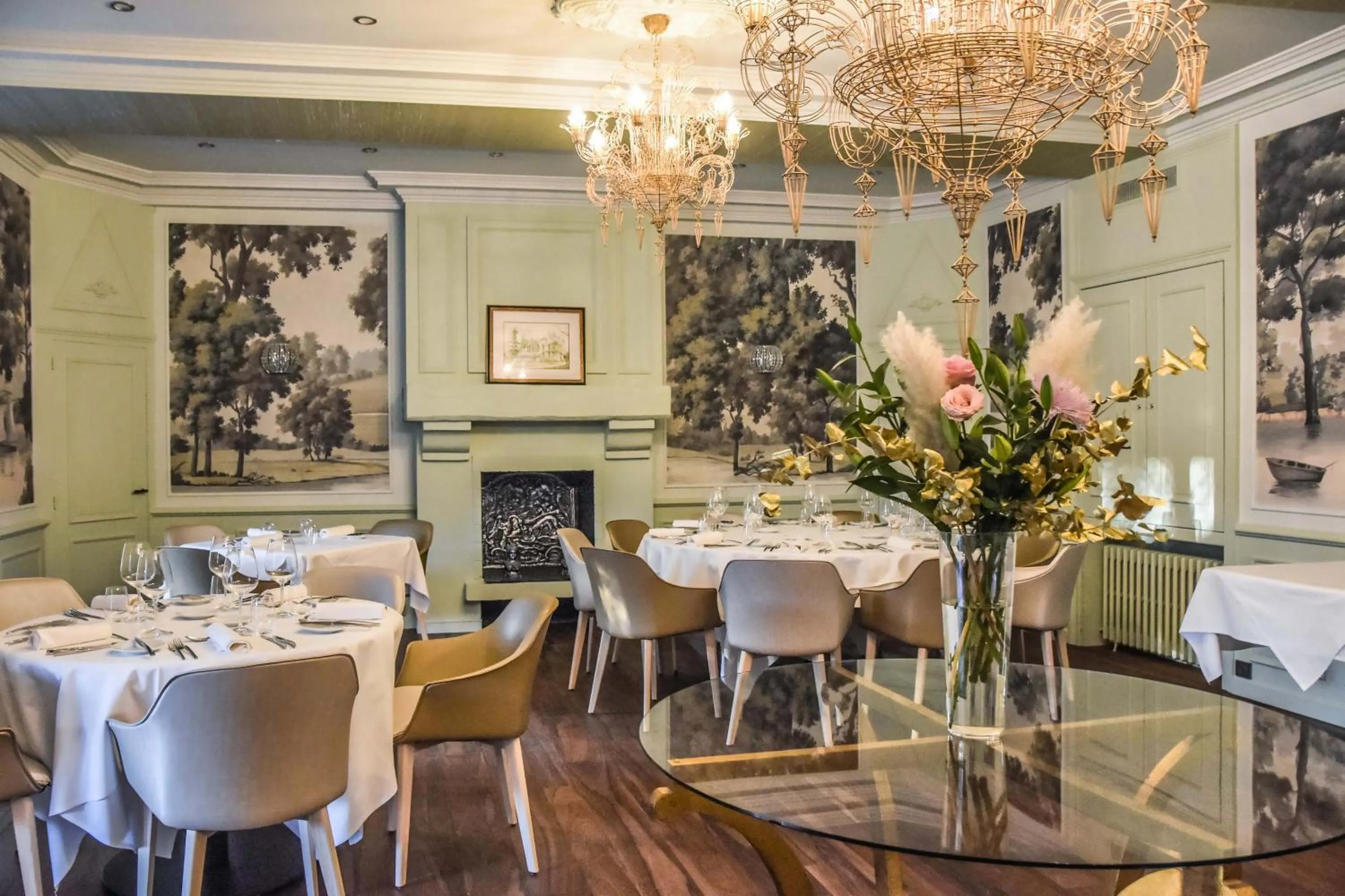 Restaurant/places to eat in Domaine de La Ferrière