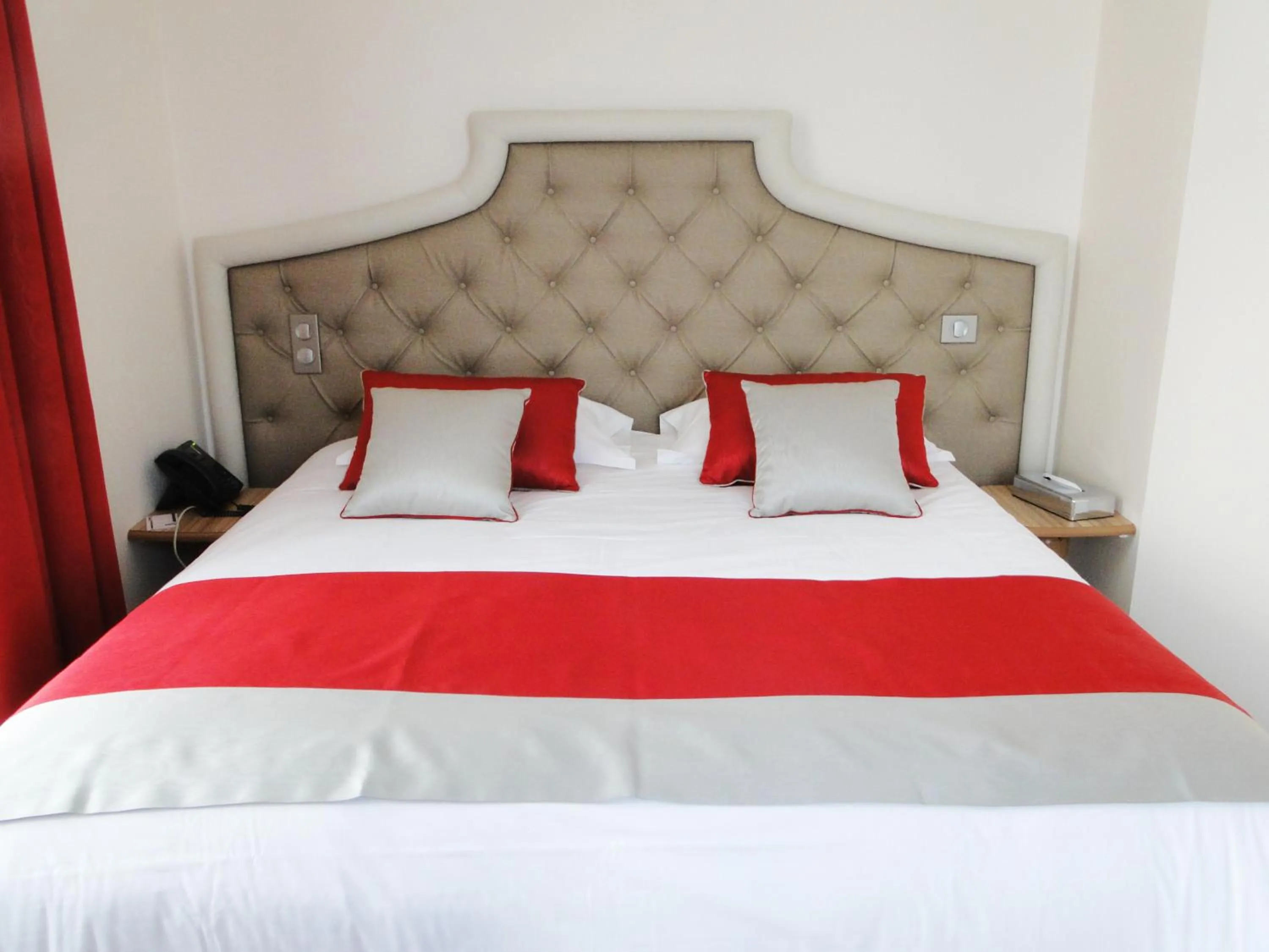 Bedroom, Bed in Domaine de La Ferrière