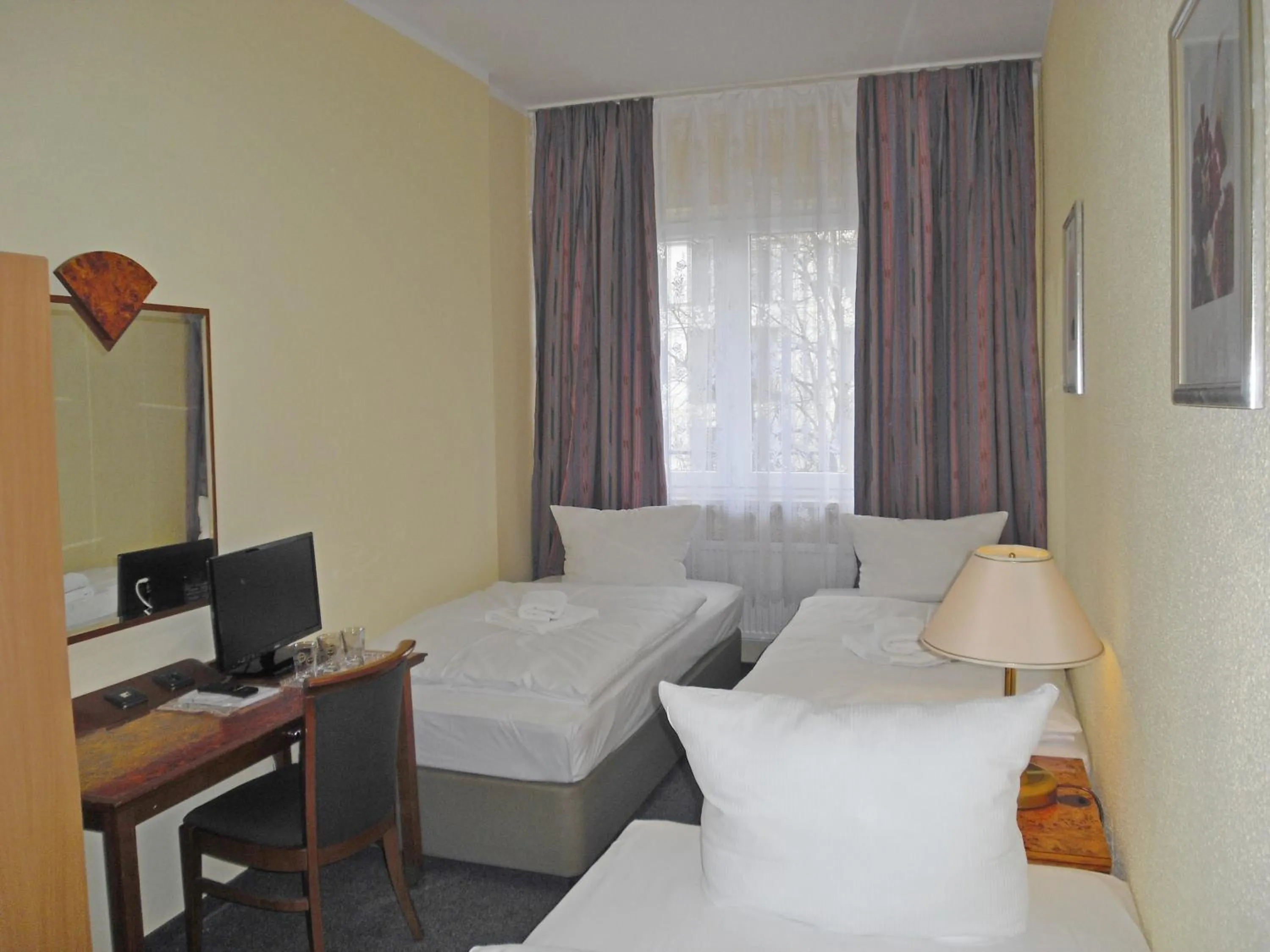 Bed in Hotel Amadeus Central