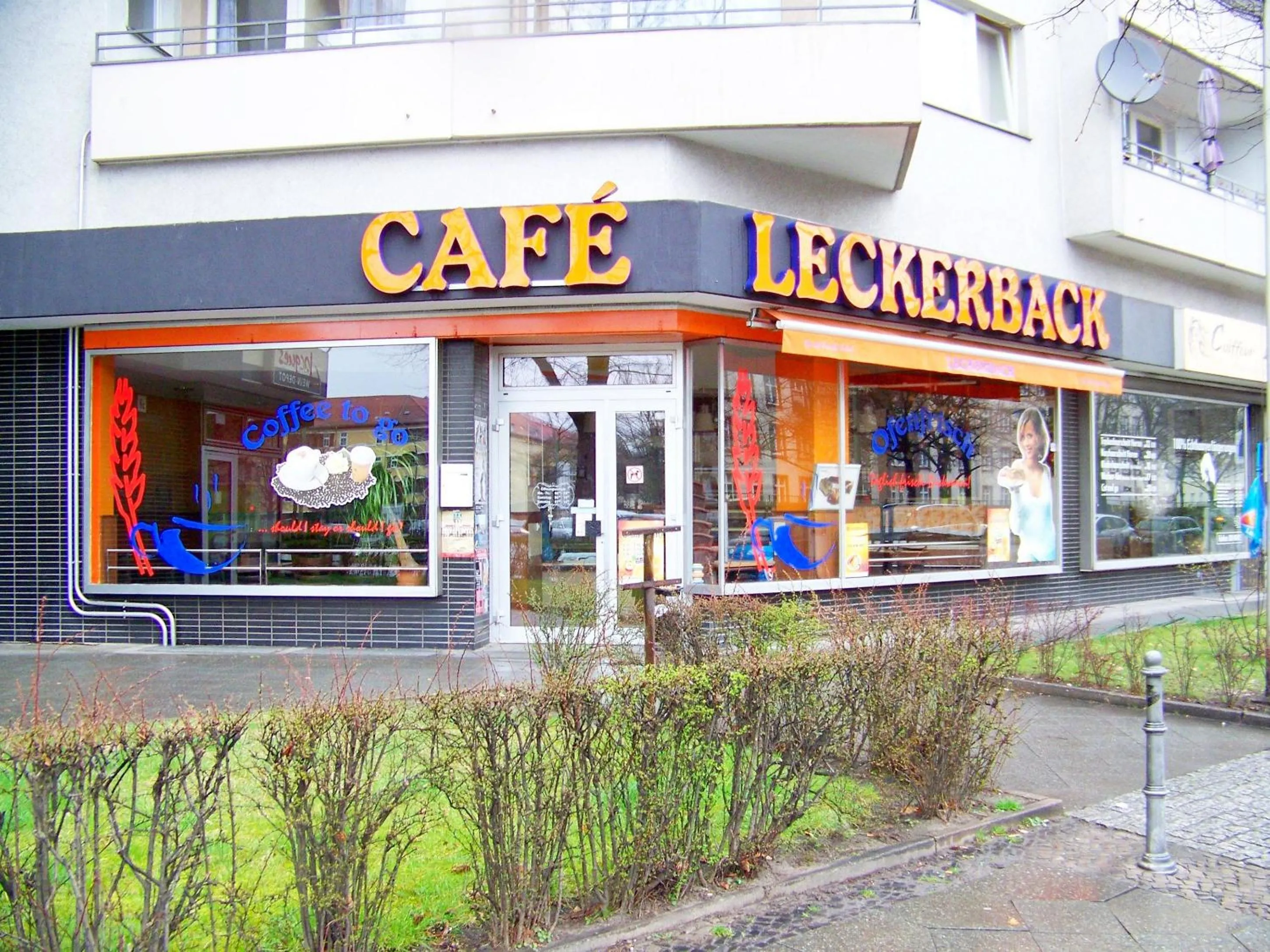 Restaurant/places to eat in Hotel Amadeus Central