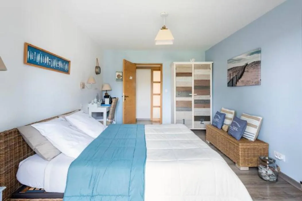 Bedroom, Bed in B&B Des Histoires d'Anges - Côté Jardin - Accueil Vélo