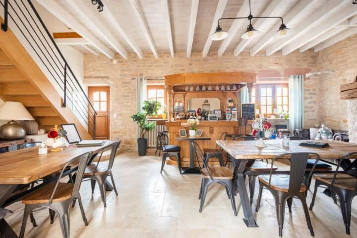 Banquet/Function facilities in B&B Des Histoires d'Anges - Côté Jardin - Accueil Vélo