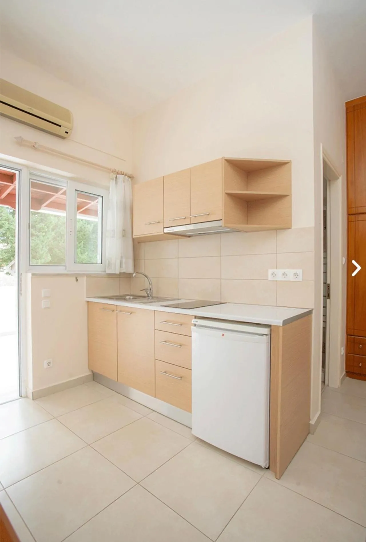 Geni Garden Apartments