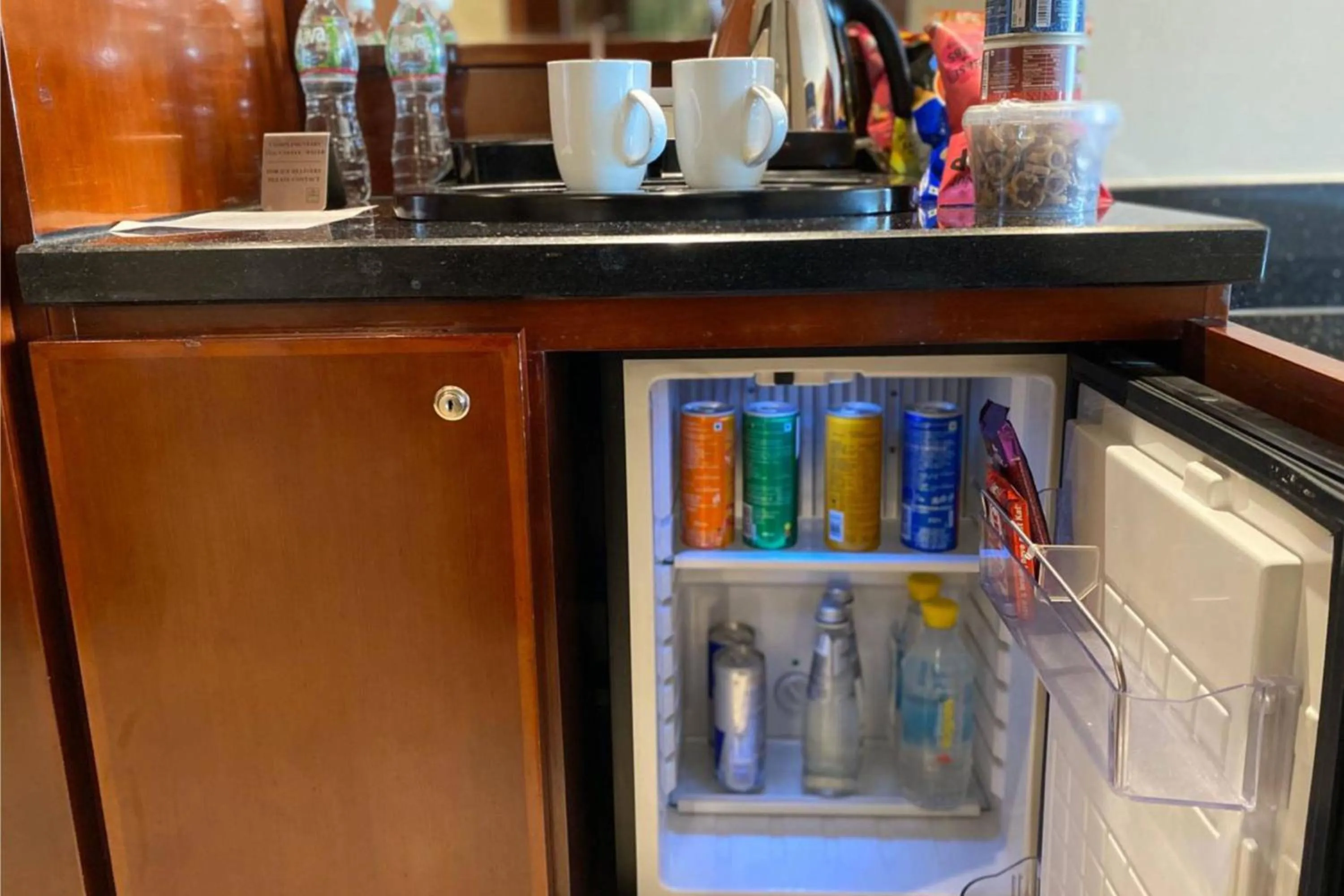 Lounge or bar in Courtyard by Marriott Ahmedabad