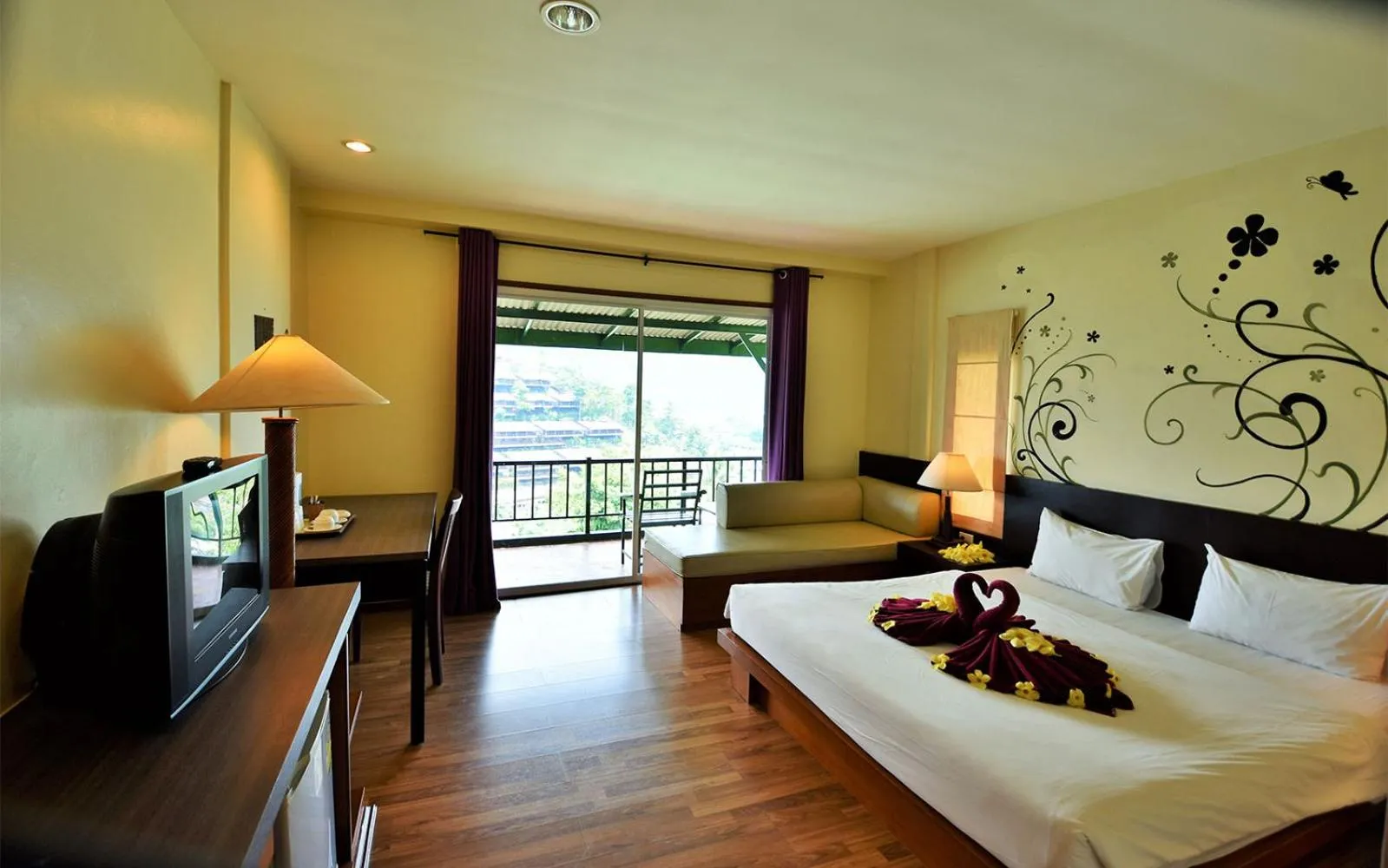 Bedroom, Bed in Phi Phi Arboreal Resort