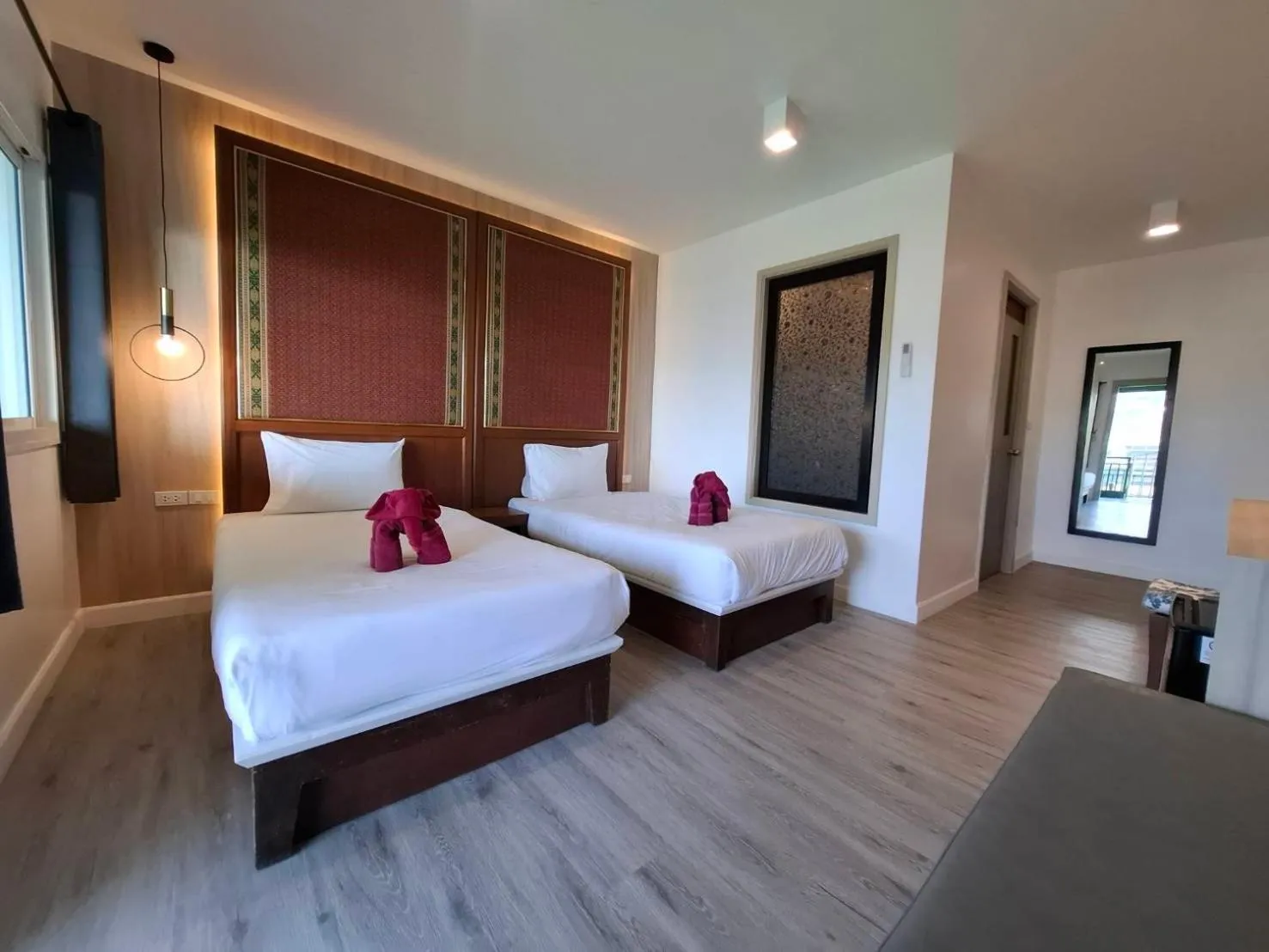 Bed in Phi Phi Arboreal Resort