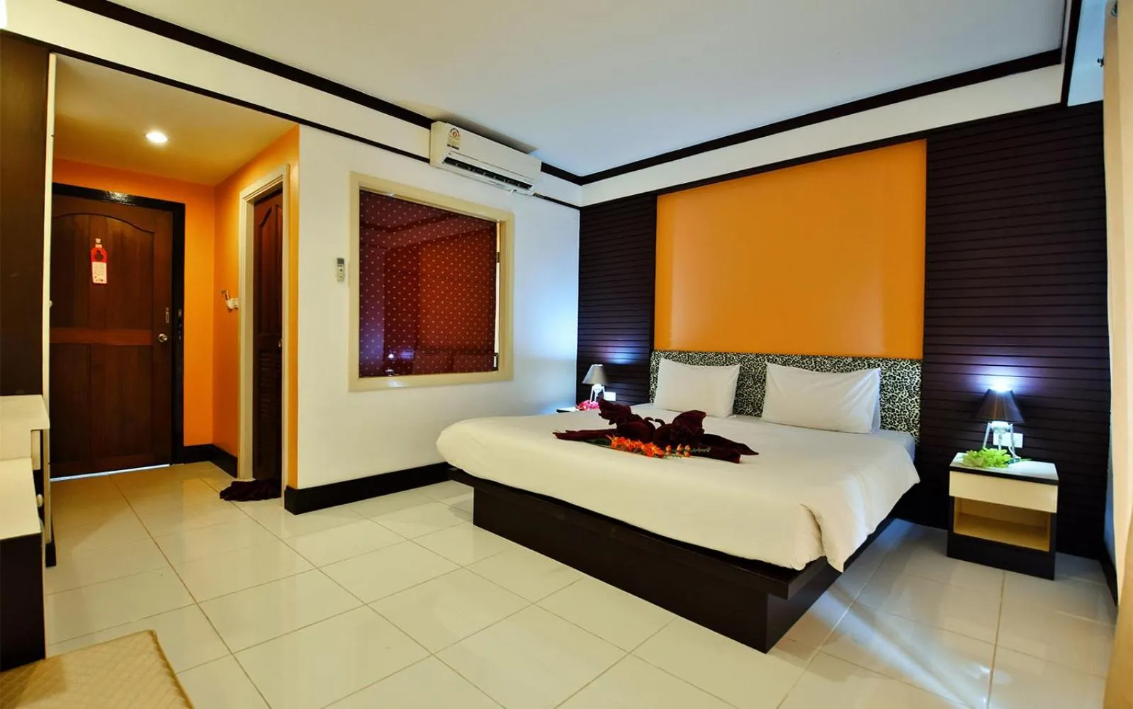 Natural landscape, Bed in Phi Phi Arboreal Resort