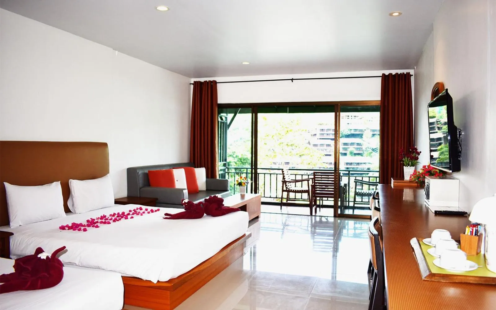 Bedroom, Bed in Phi Phi Arboreal Resort