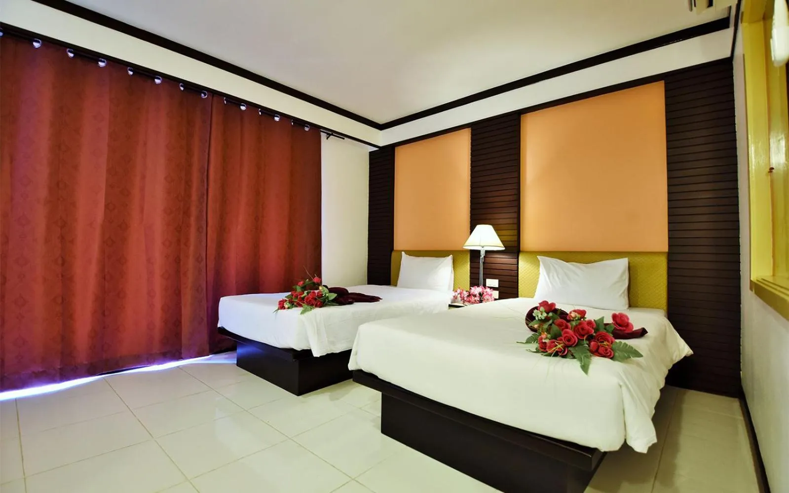 Bedroom, Bed in Phi Phi Arboreal Resort