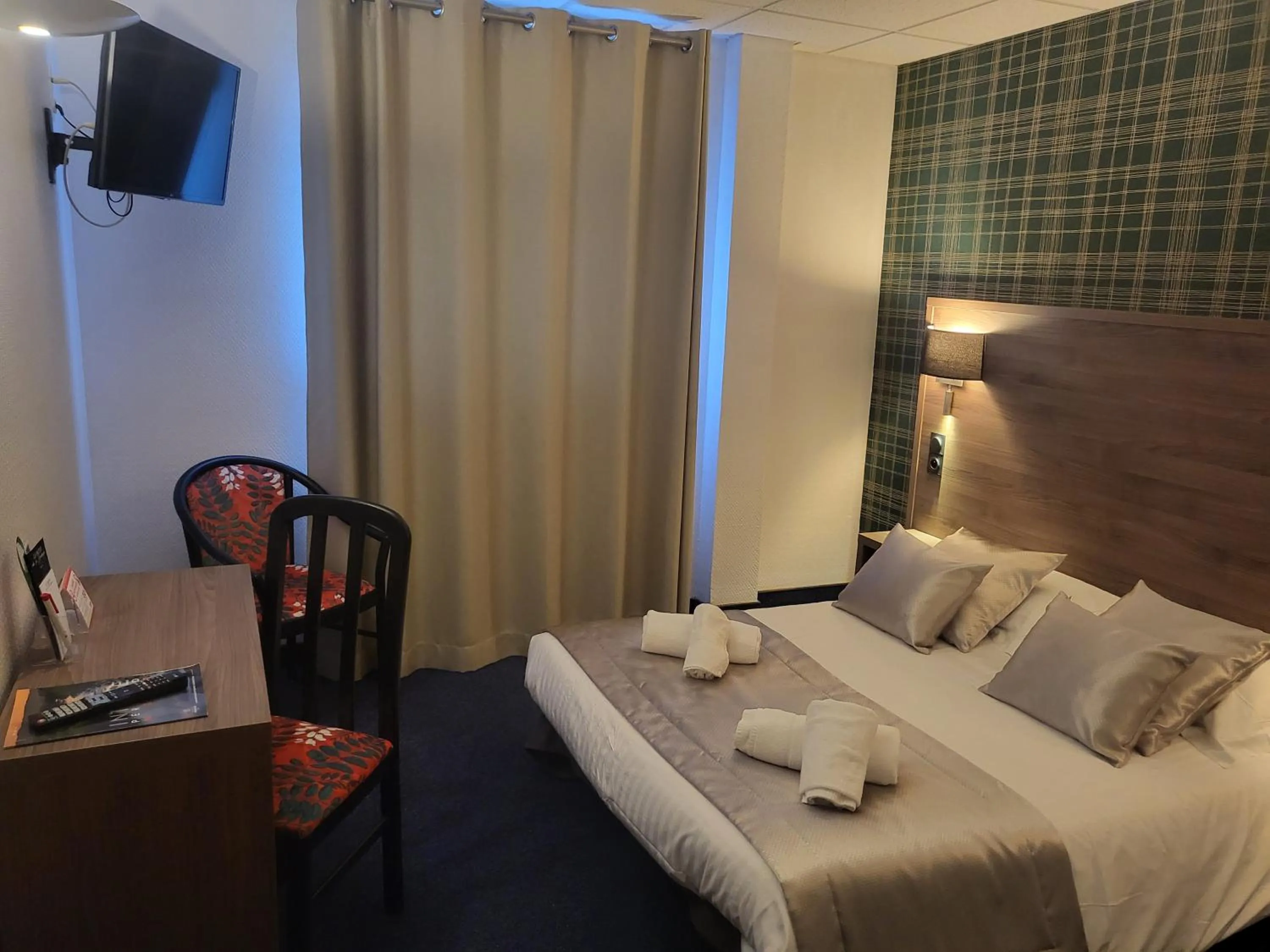 Bedroom, Bed in Le Patio De La Dordogne