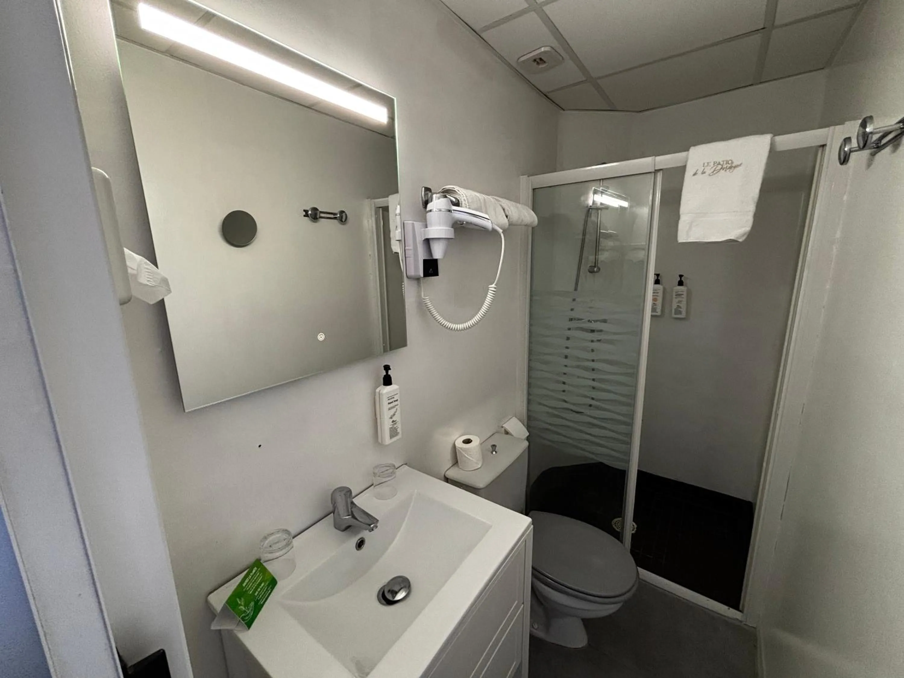 Bathroom in Le Patio De La Dordogne