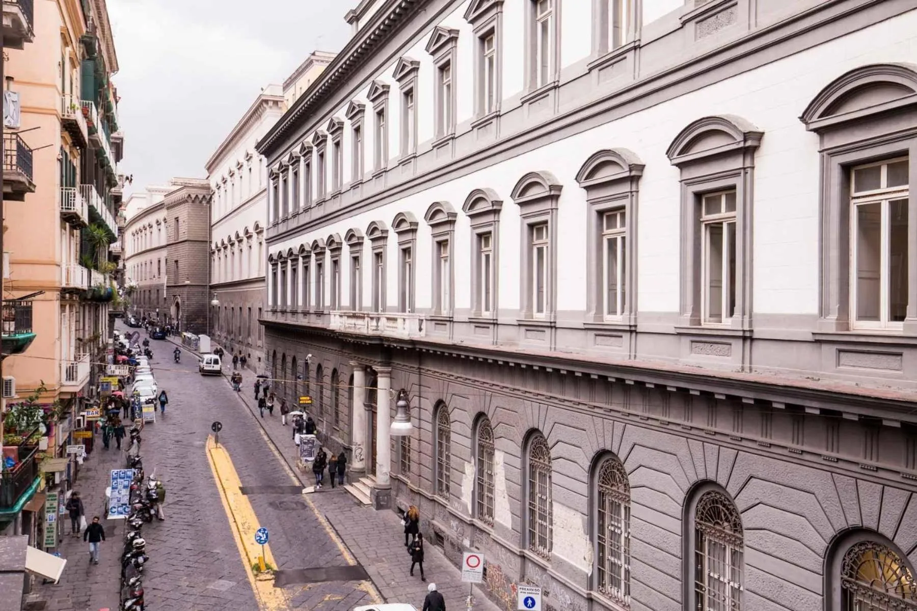 Nearby landmark in B&B DolceVita Napoli