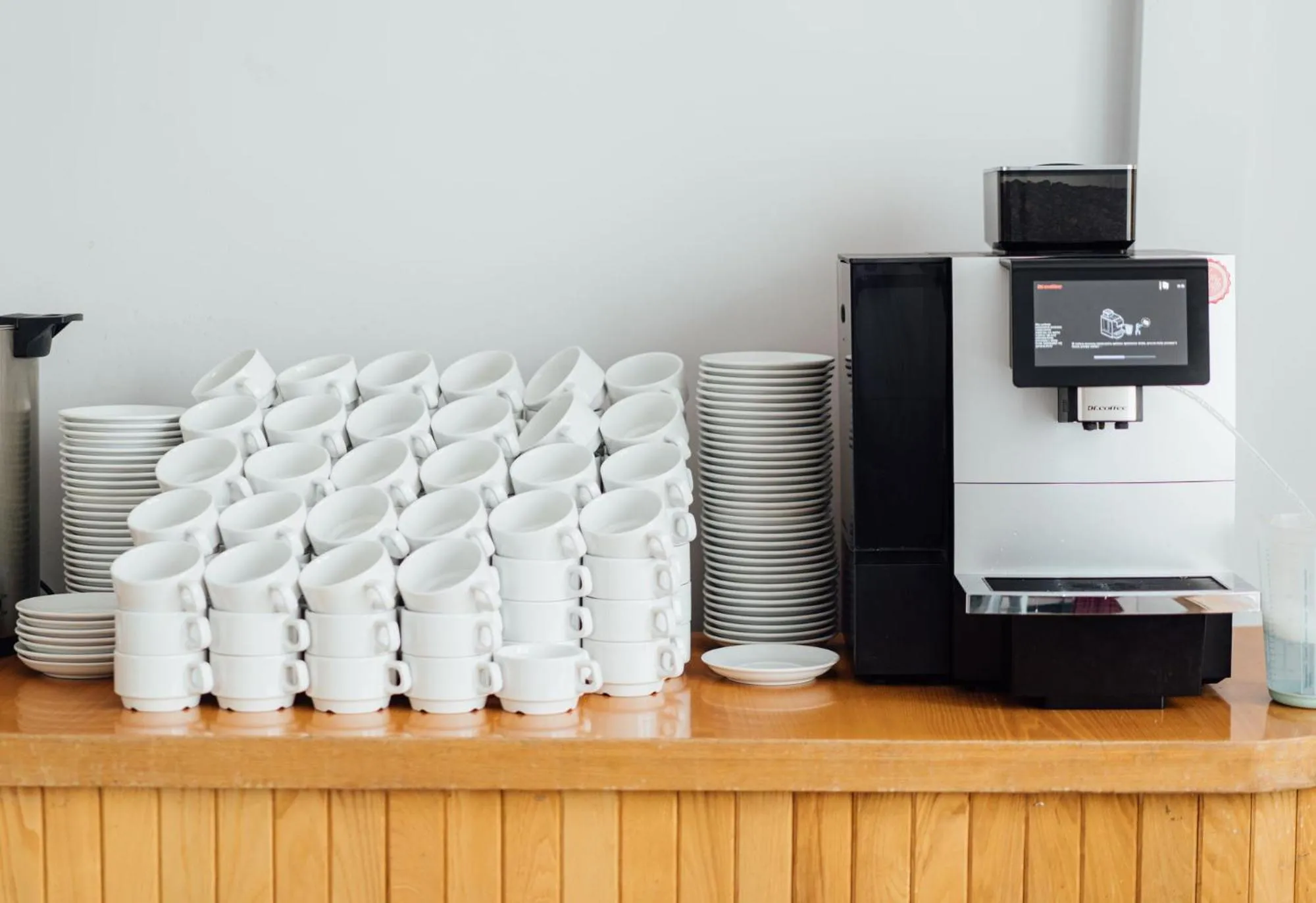 Coffee/tea facilities in Hotel Logos