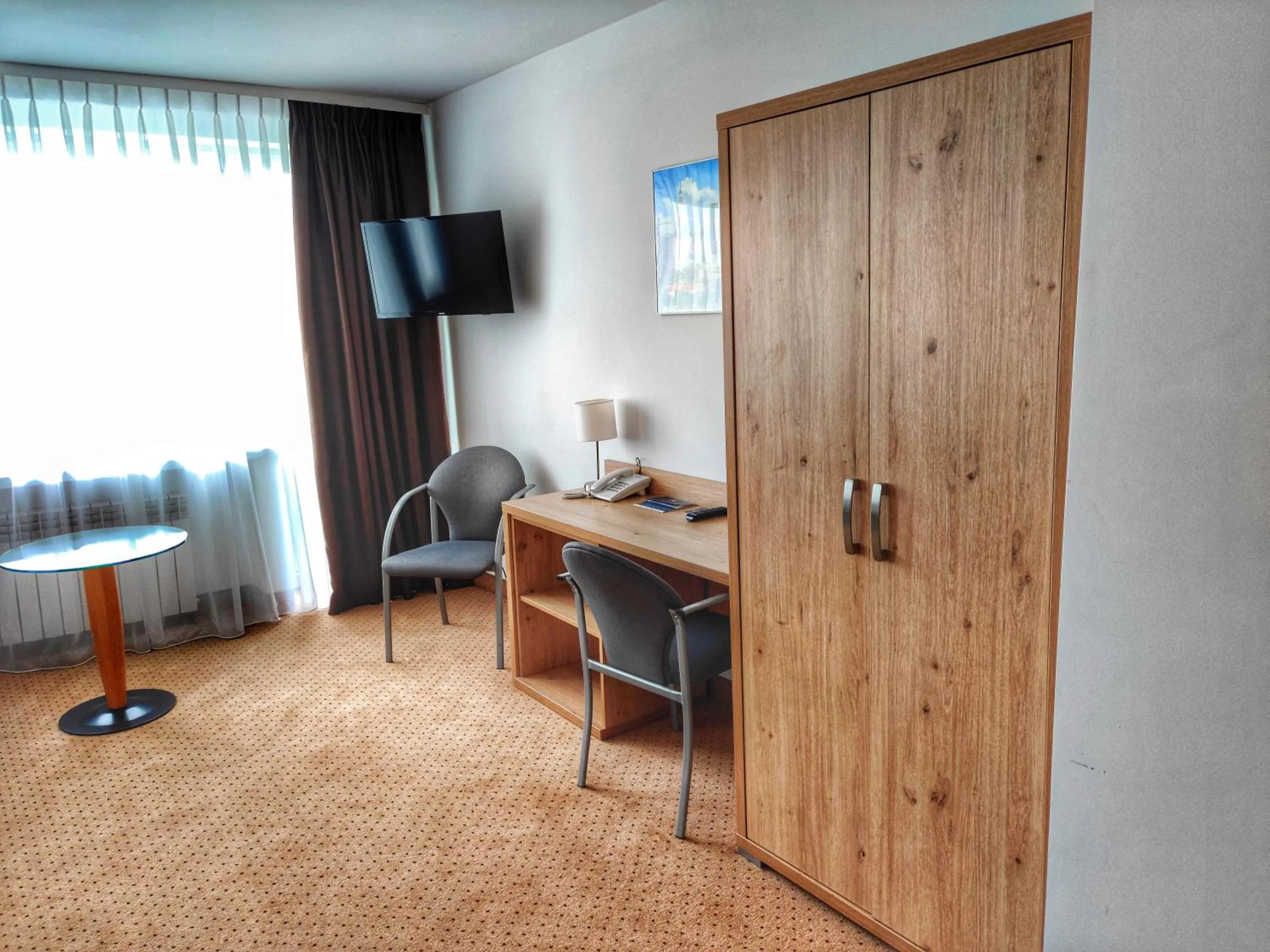 TV and multimedia in Hotel Logos